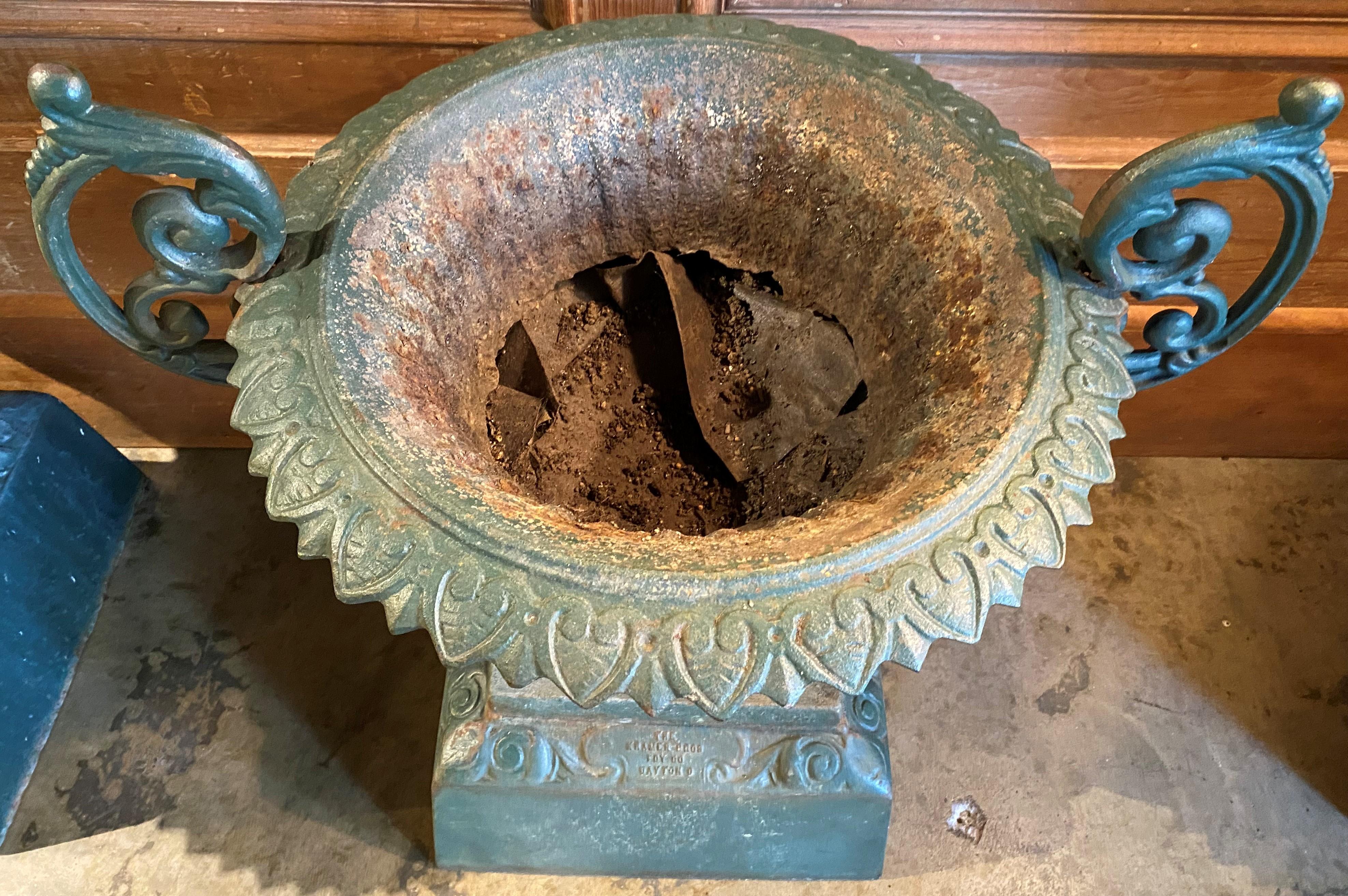 Pair of 19th Century Classical Form Cast Iron Urns by Kramer Bros Foundry In Good Condition In Milford, NH