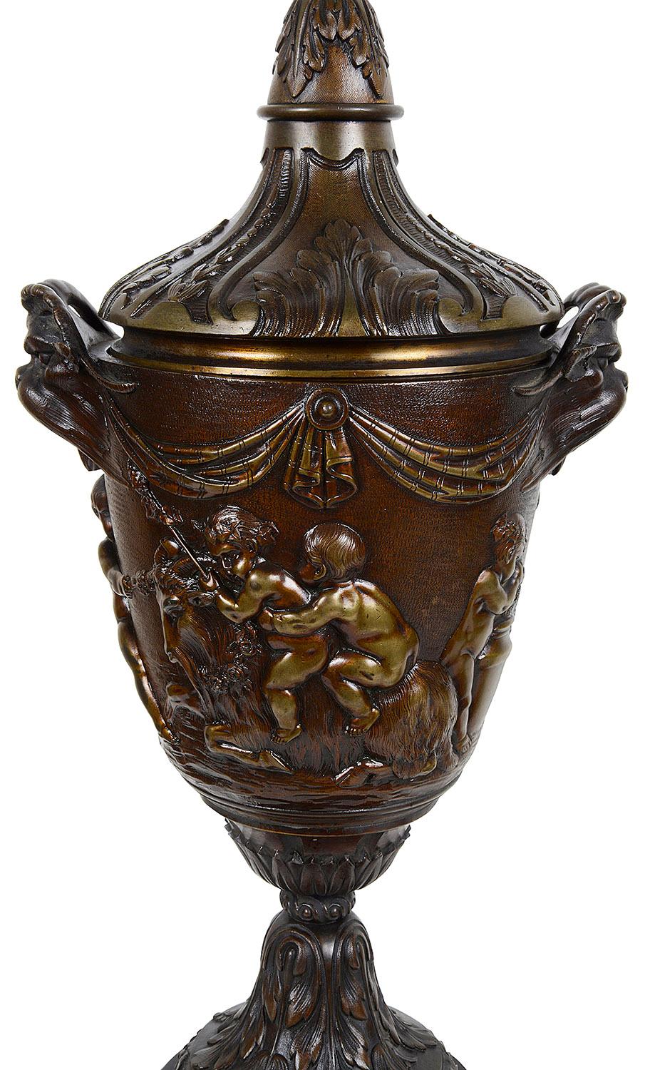Pair of 19th Century Clodian Style Bronze Lidded Urns In Good Condition For Sale In Brighton, Sussex