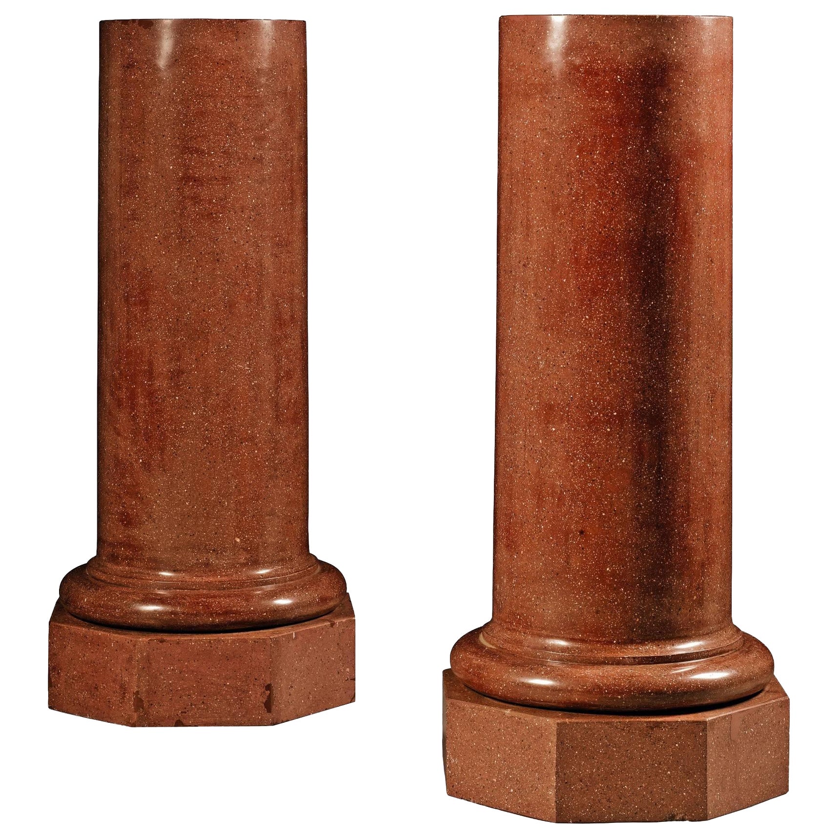 Pareja de columnas Scaglioli de pórfido simulado del siglo XIX en venta