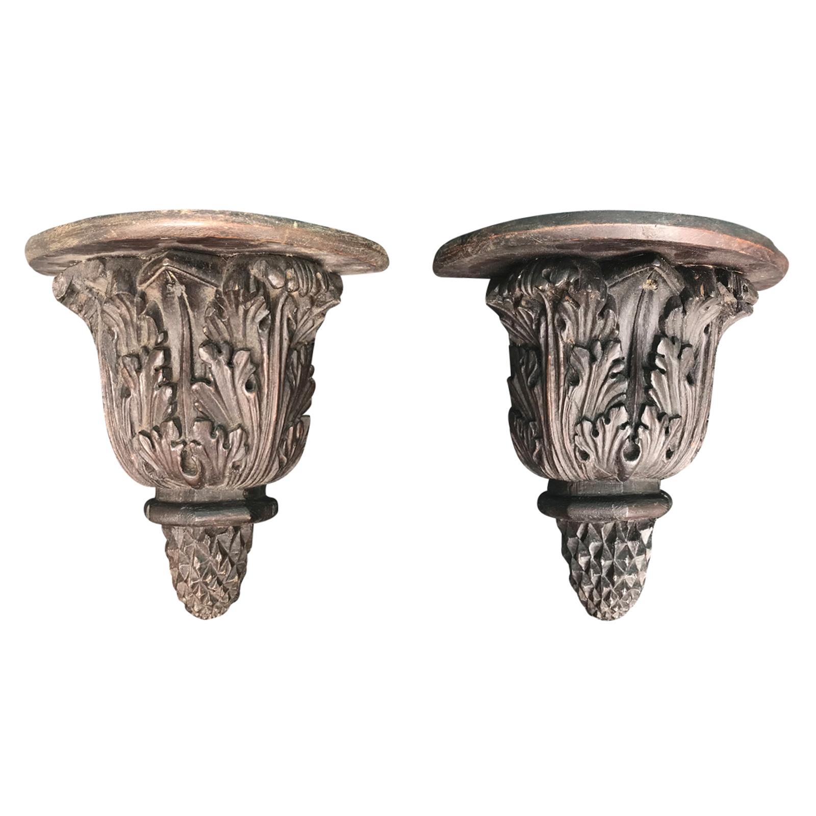 Pair of 19th Century Continental Finley Craved Brackets For Sale