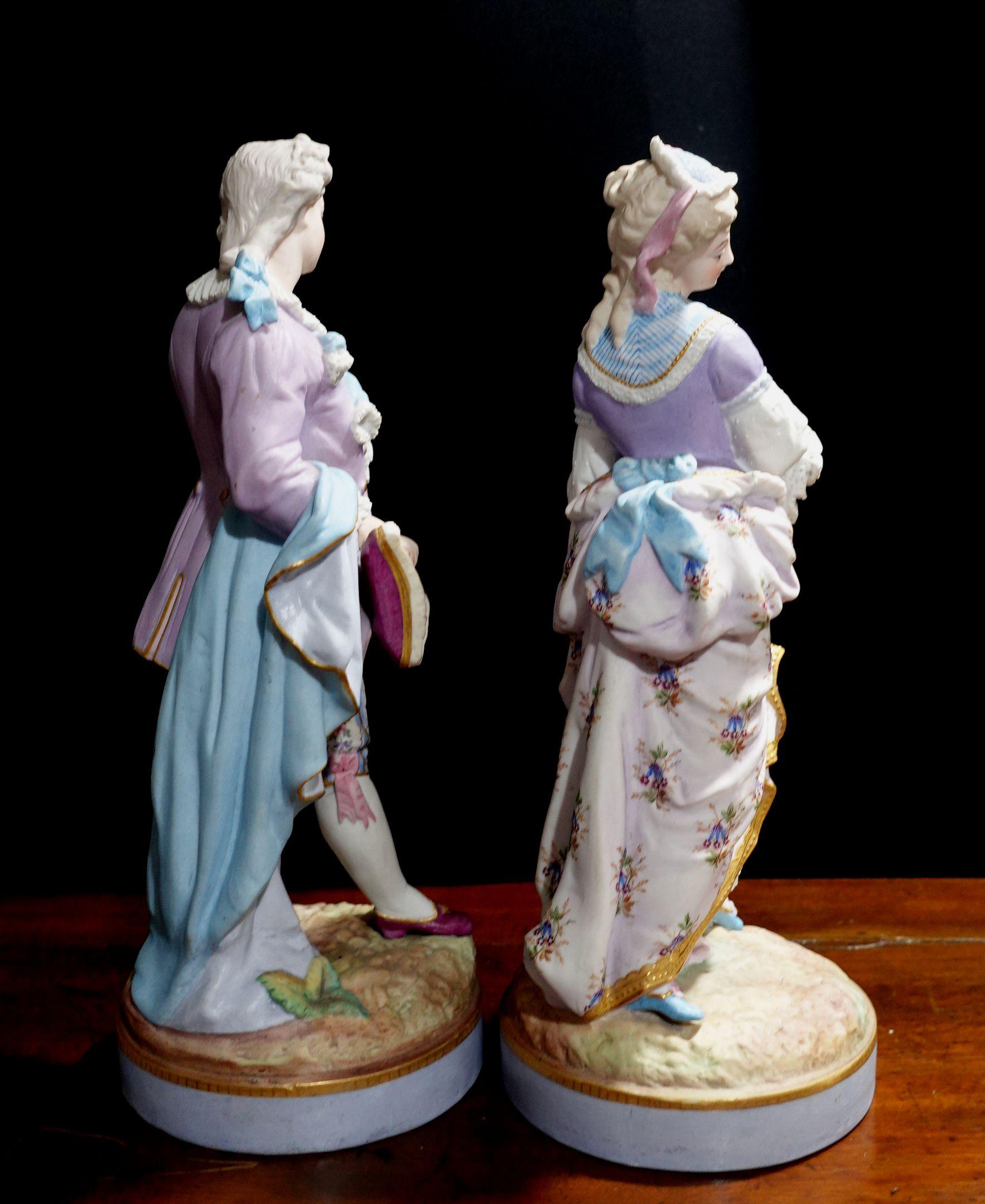 Pair of 19th Century Continental Porcelain Statues, Gentleman and Lady For Sale 2