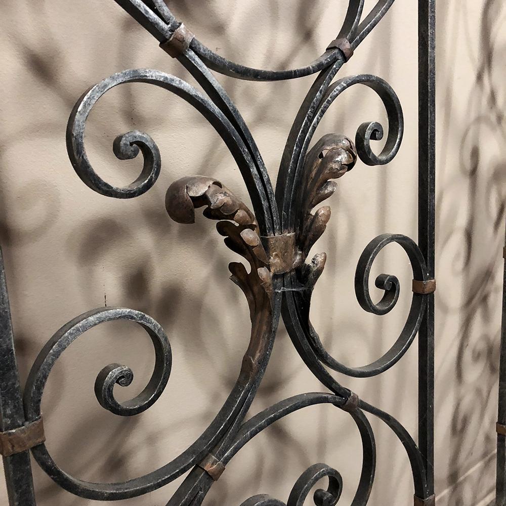 Pair of 19th Century Country French Wrought Iron Garden Gates 3