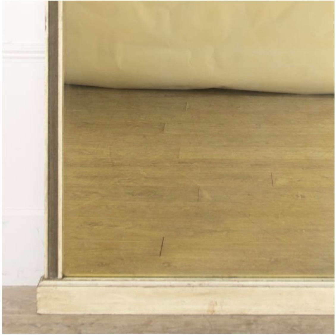 Français Paire de miroirs décoratifs français du XIXe siècle en vente