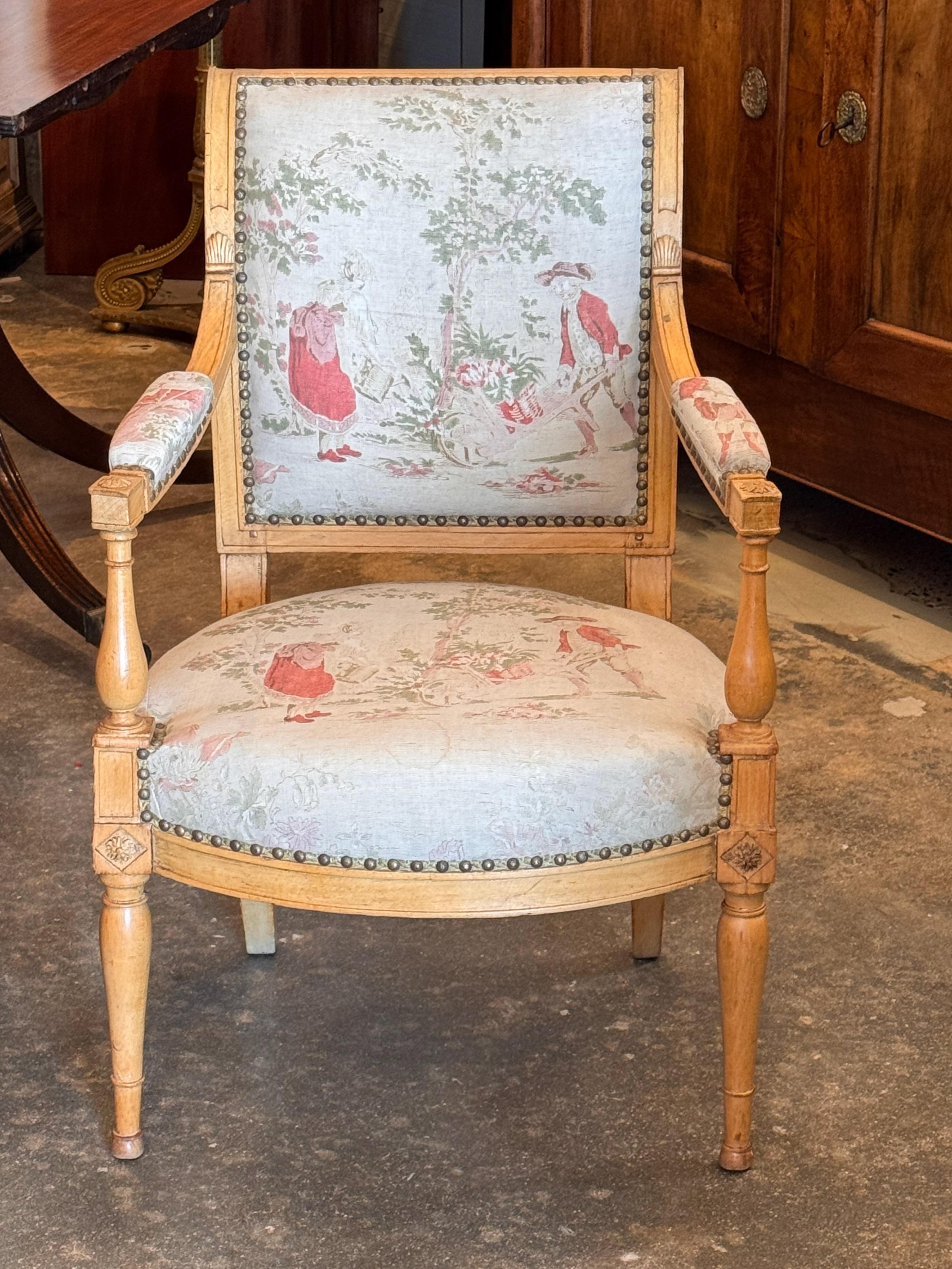 Pair of 19th Century Directoire Beechwood Fauteuils With Toile Upholstery In Good Condition In Charlottesville, VA