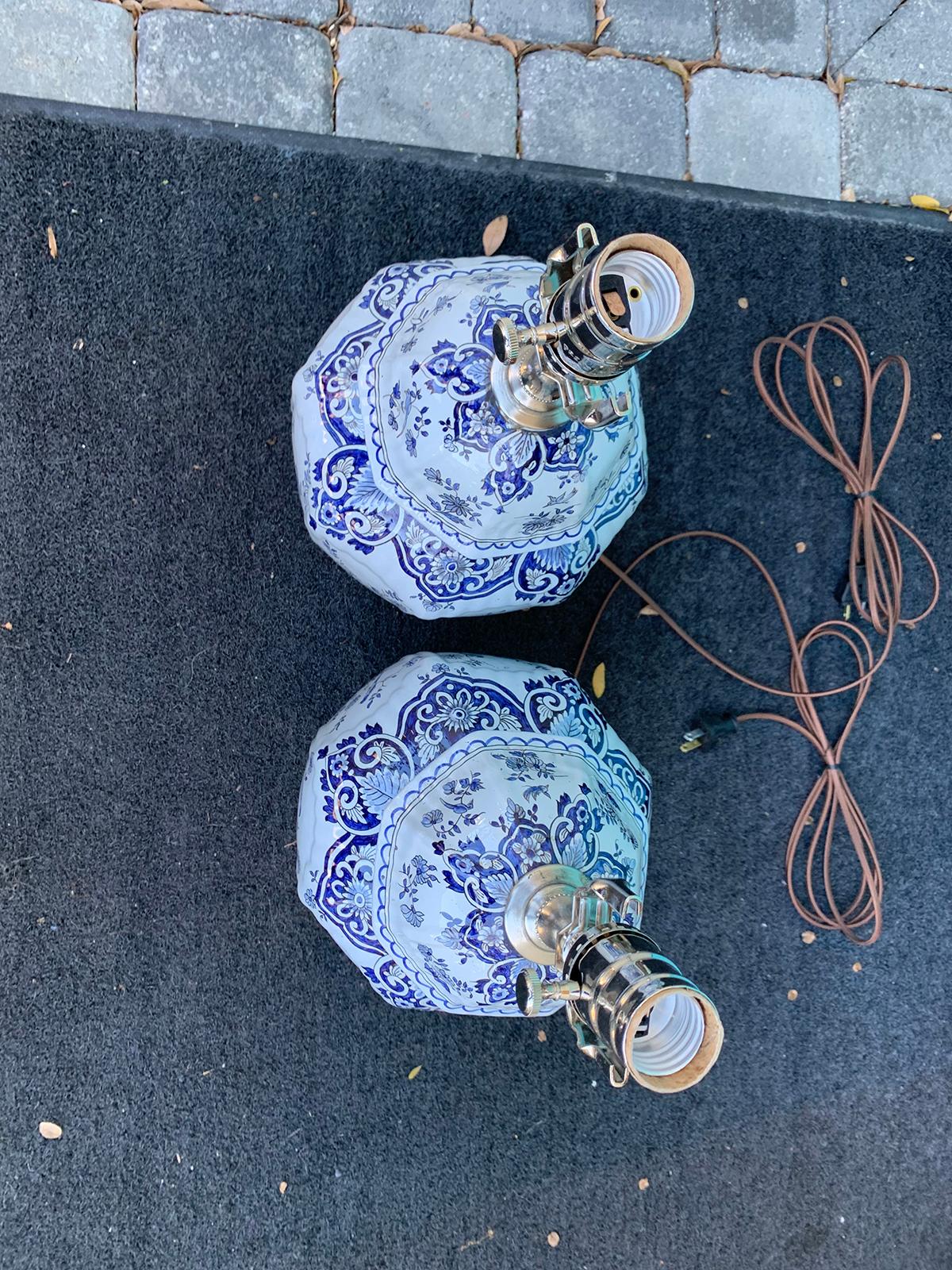 Pair of 19th Century Dutch Delft Blue and White Lamps In Good Condition In Atlanta, GA