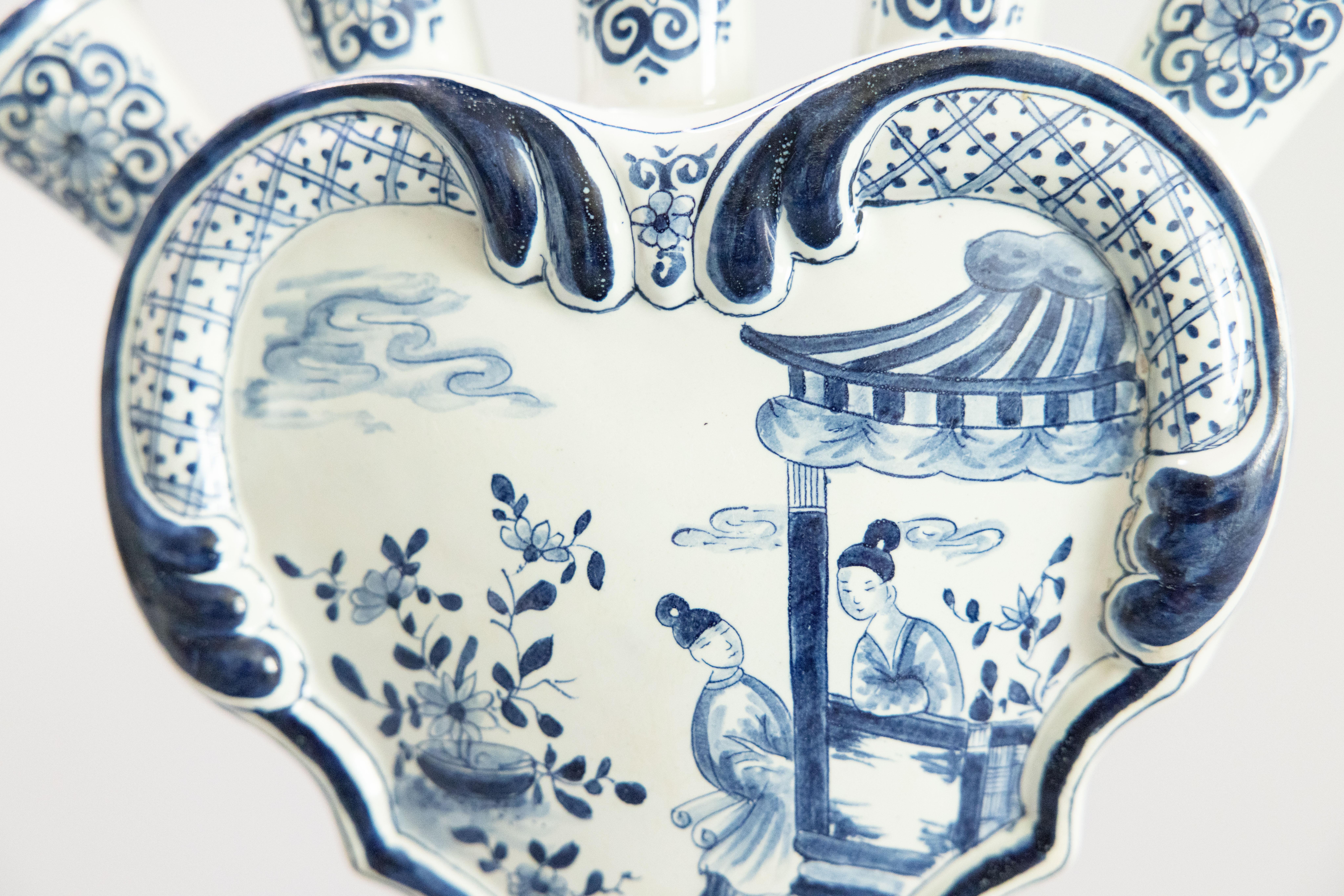 Pair of 19th Century Dutch Delft Faience Chinoiserie Tulip Vases Tulipieres For Sale 6