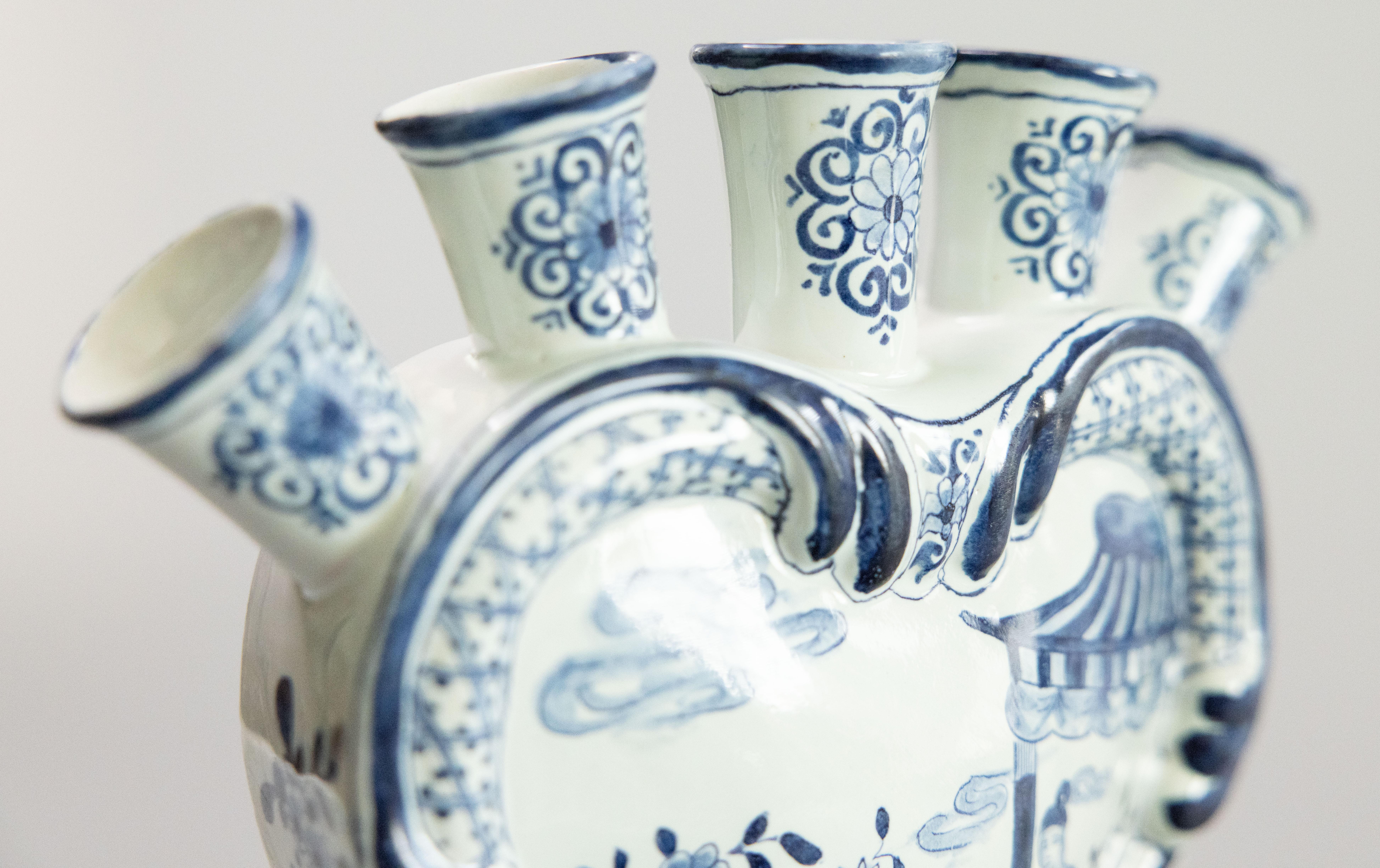 Pair of 19th Century Dutch Delft Faience Chinoiserie Tulip Vases Tulipieres For Sale 3