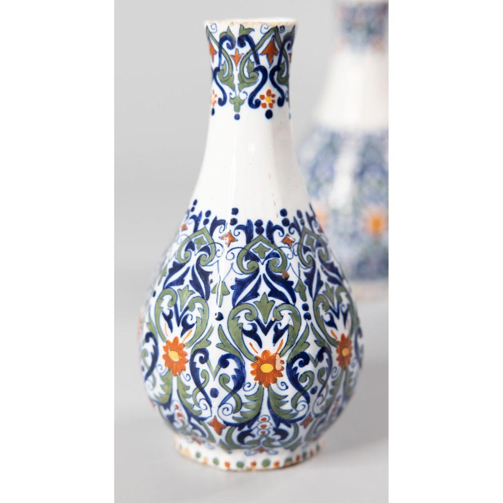 Hand-Painted Pair of 19th Century Dutch Delft Faience Polychrome Vases For Sale