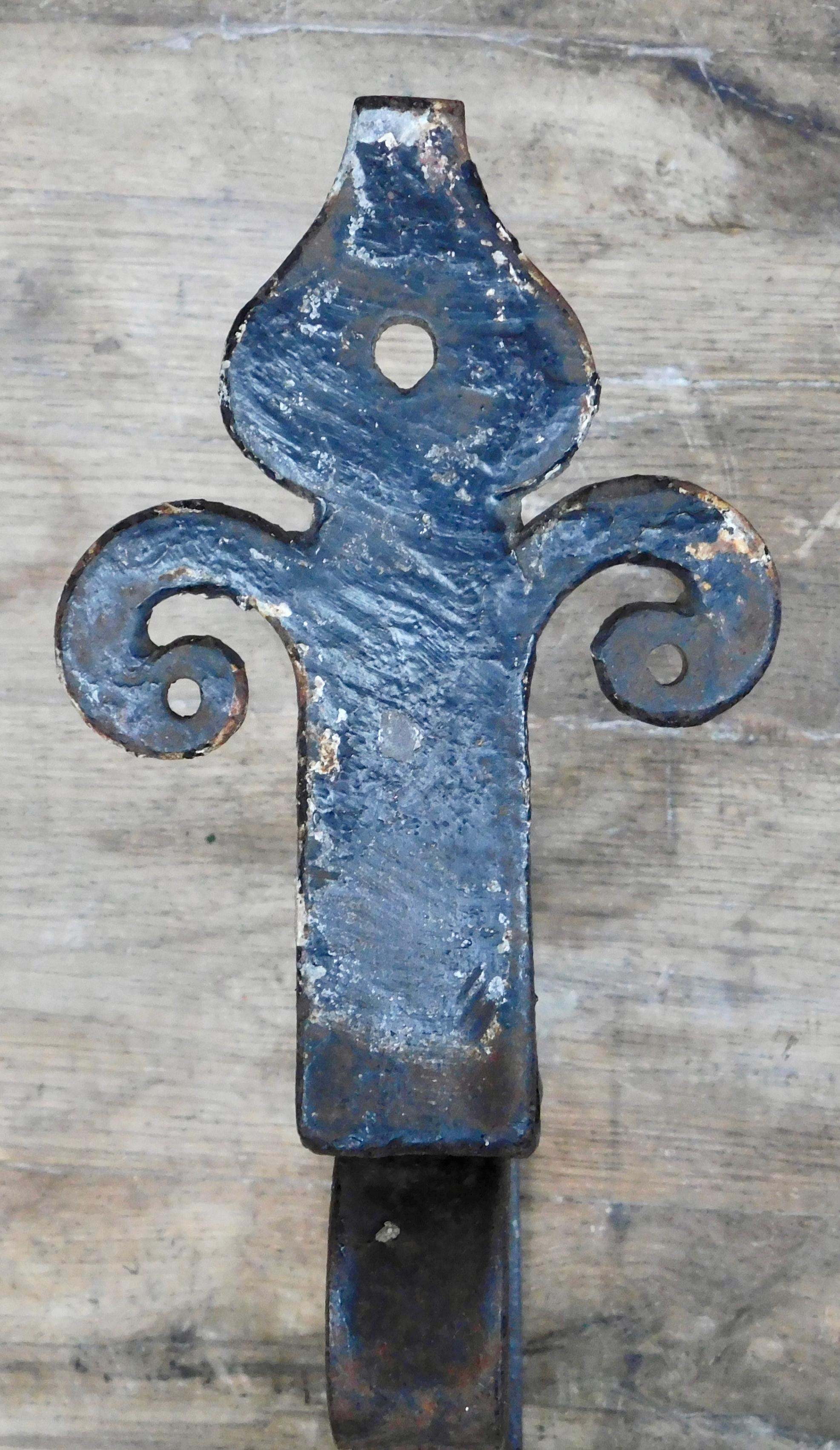 Pair of 19th Century Dutch Iron Anchor Shape Wall Brackets For Sale 2