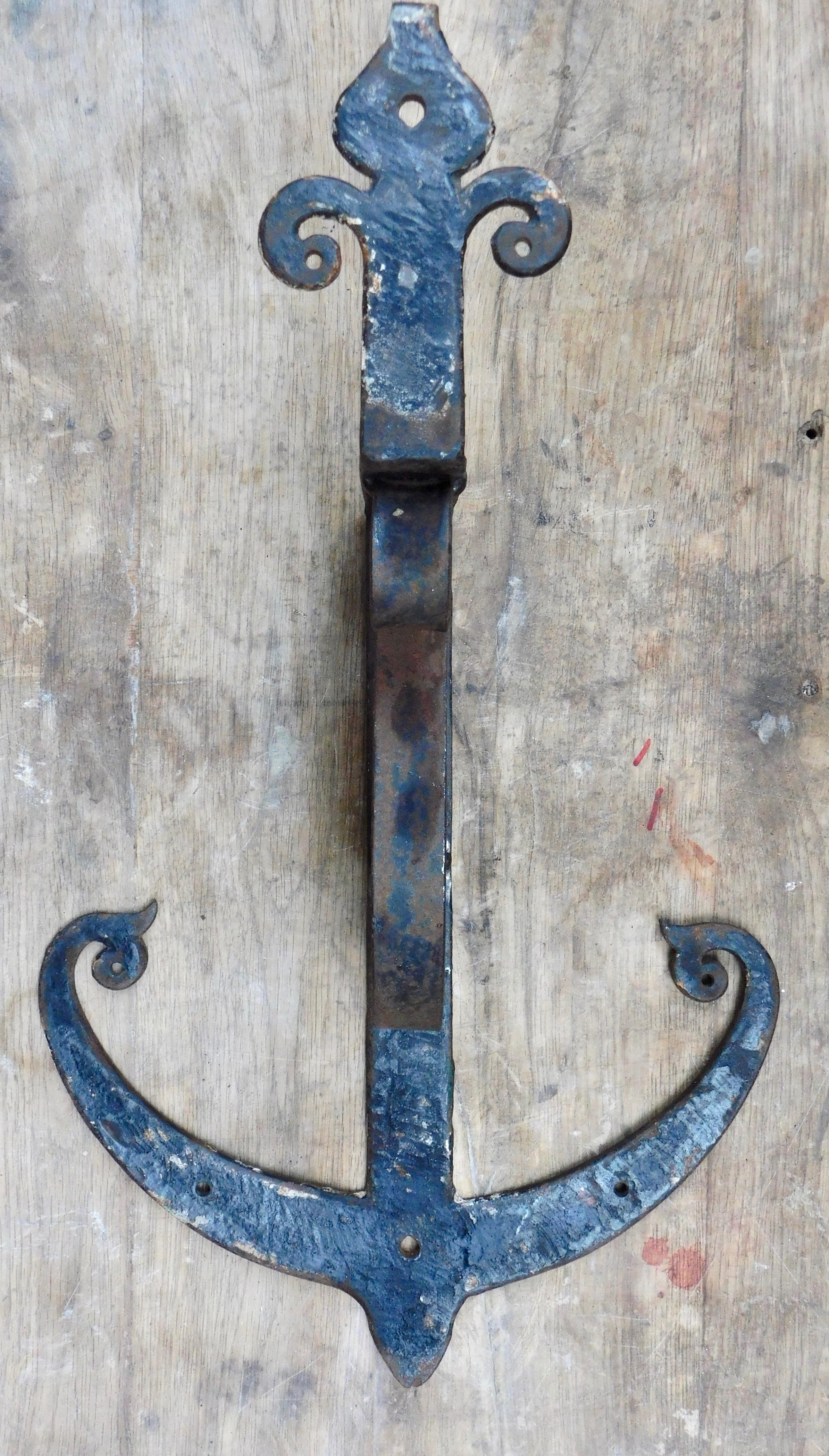 Pair of 19th Century Dutch Iron Anchor Shape Wall Brackets For Sale 3
