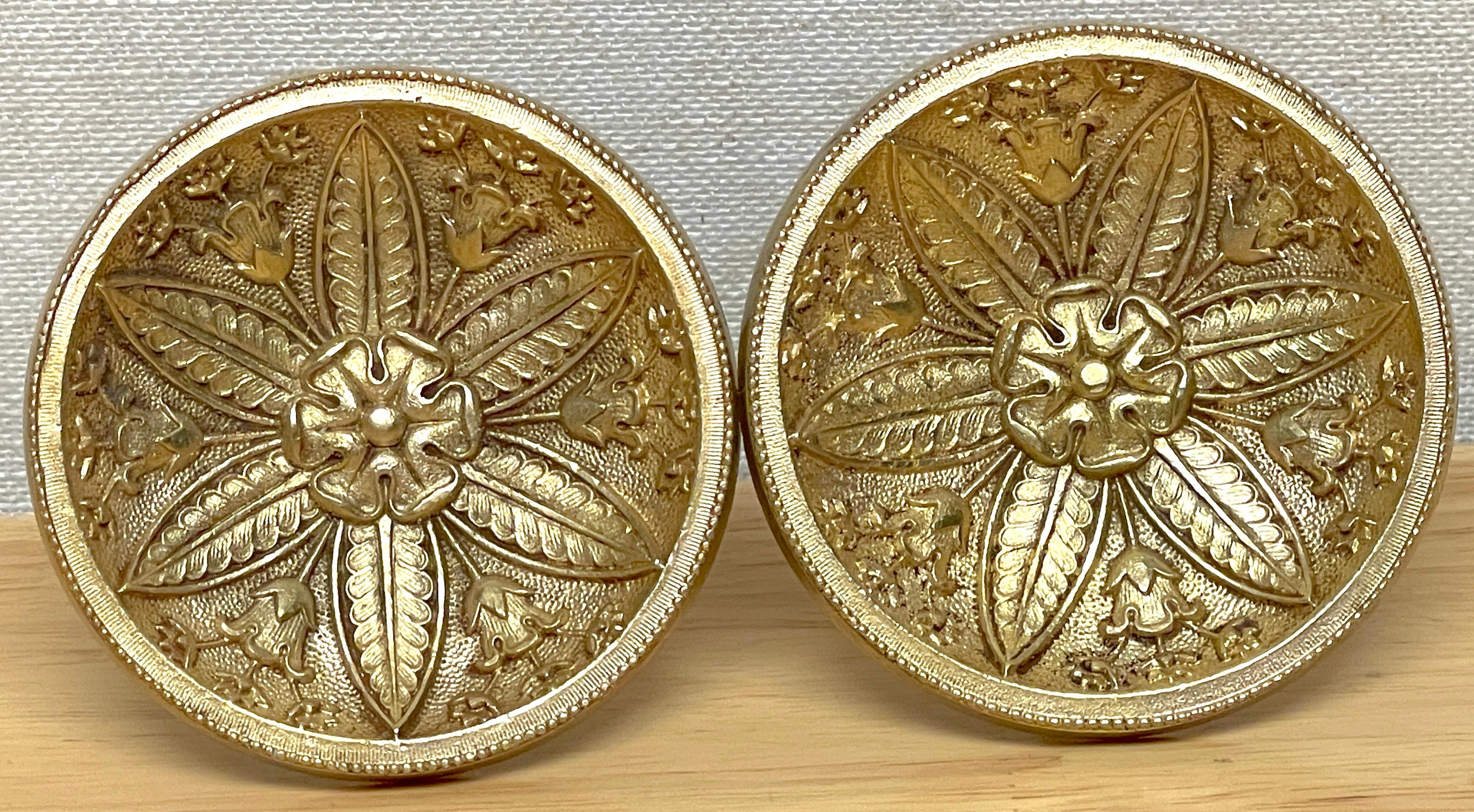 Paire d'embrasses de rideaux Empire en bronze doré à motif d'Acanthus du 19e siècle 7