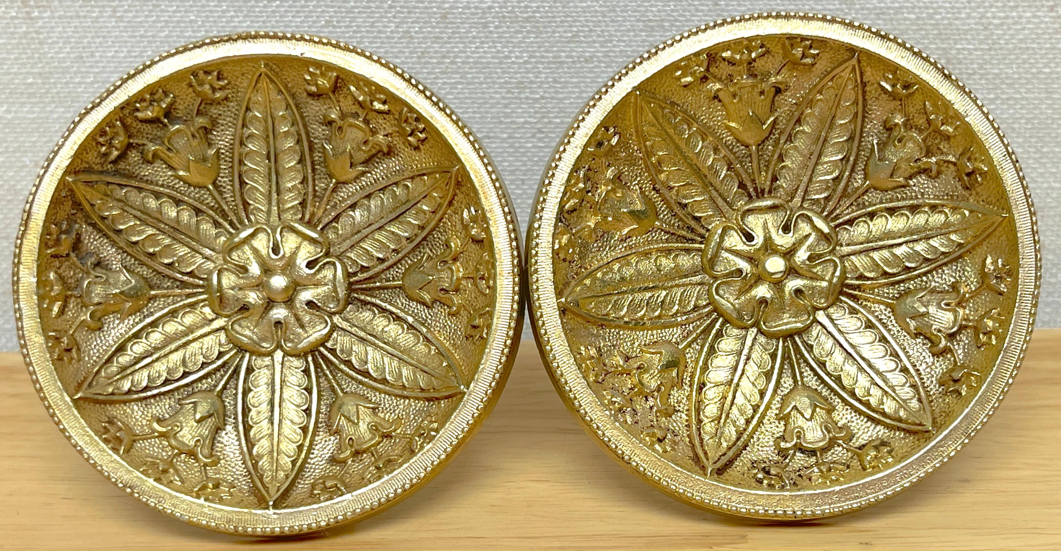 Paire d'embrasses de rideaux Empire en bronze doré à motif d'Acanthus du 19e siècle en vente 1