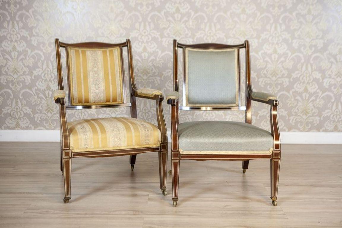 Inglese Coppia di poltrone inglesi del XIX secolo in stile Sheraton in vendita