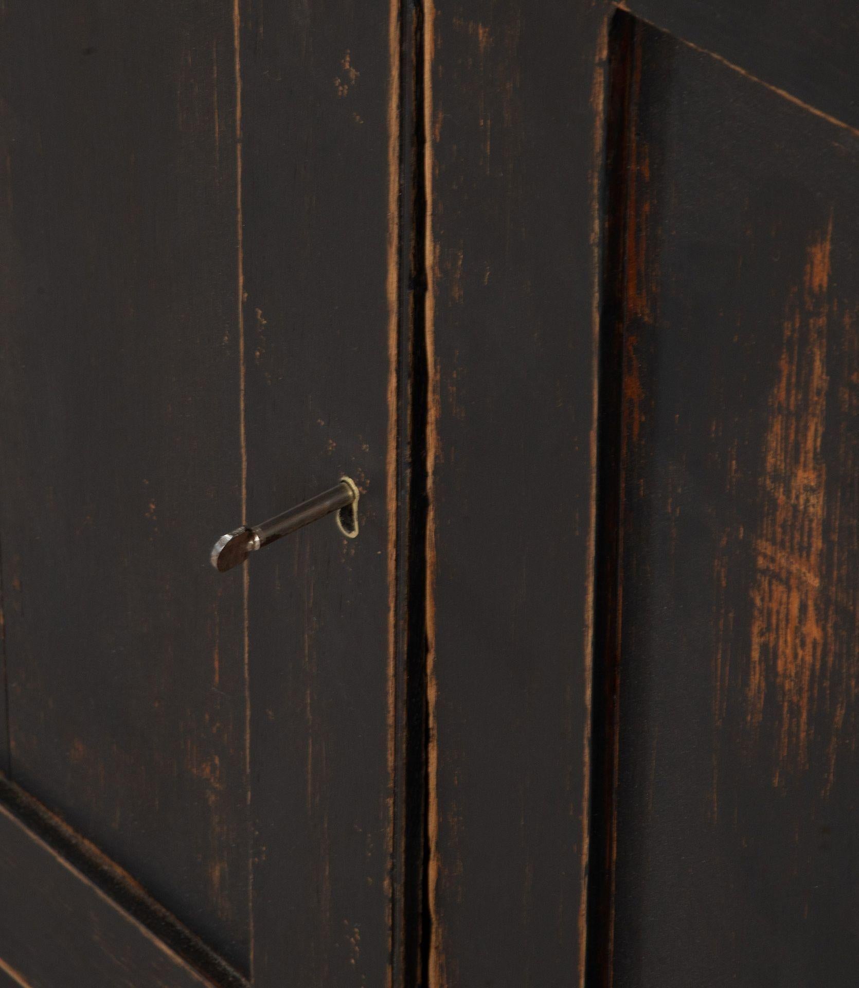 Pair of 19th Century English Bookcases 14