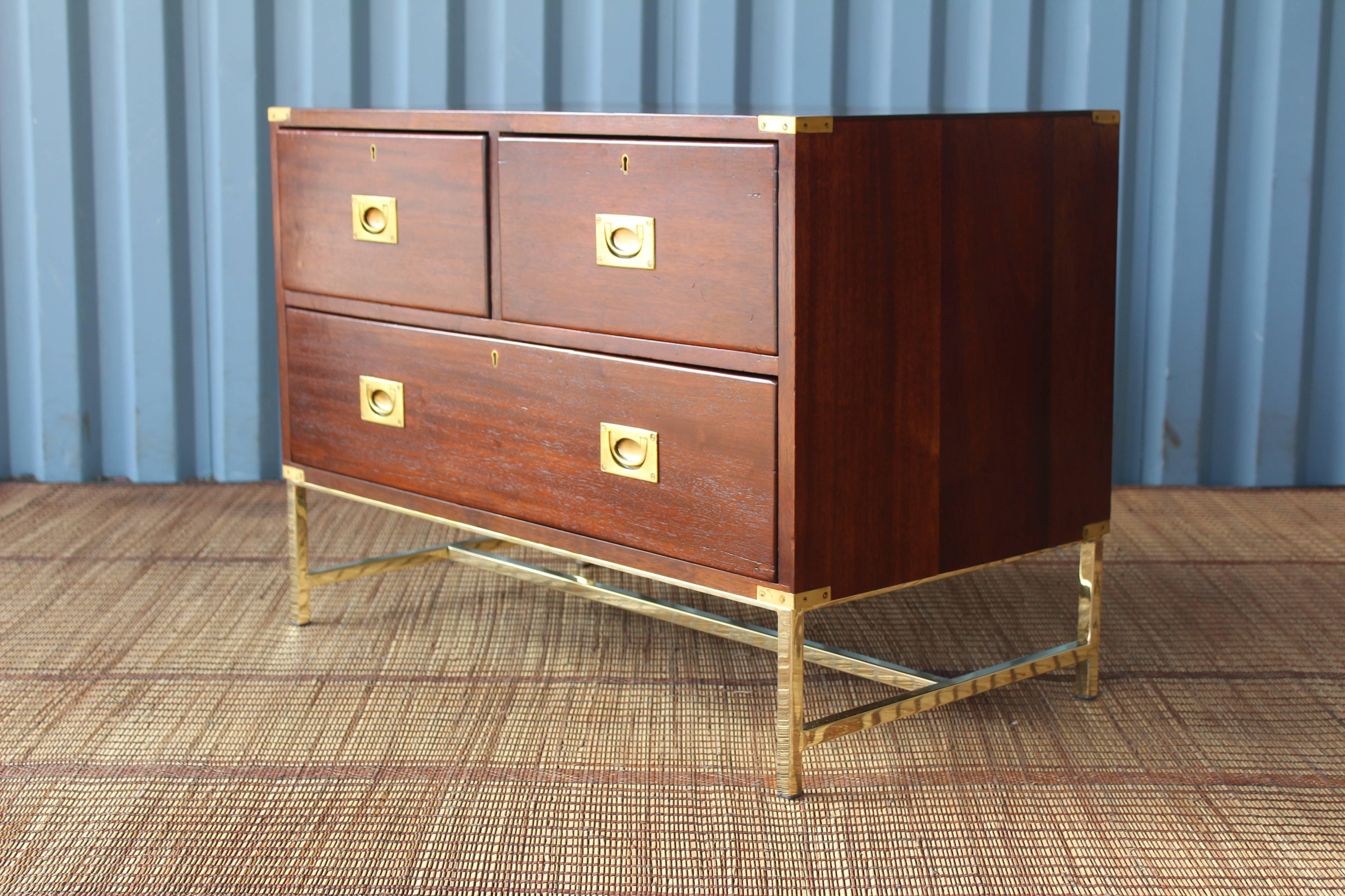 Pair of 19th Century English Campaign Chests In Excellent Condition In Los Angeles, CA