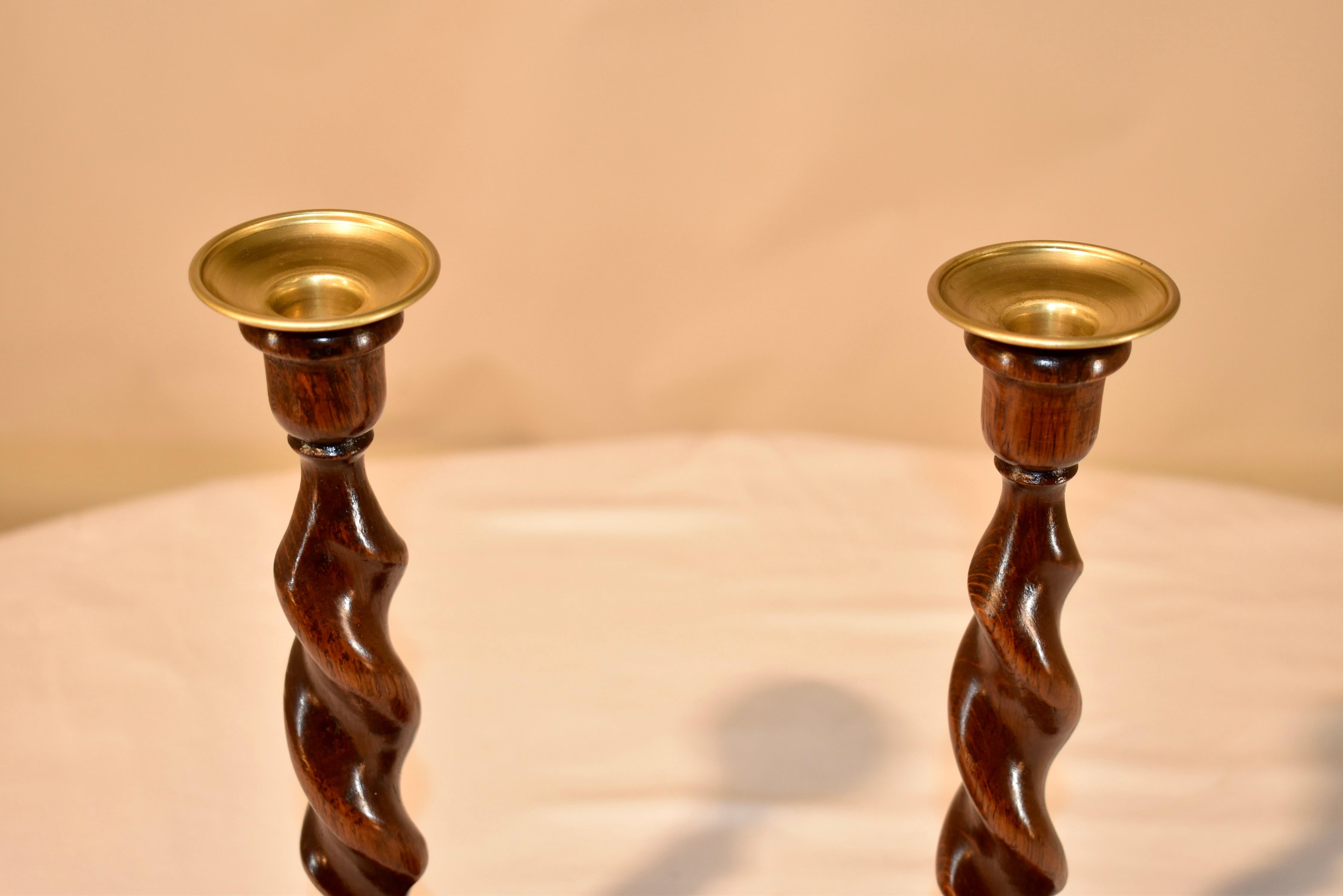 Pair of 19th Century English Candlesticks In Good Condition For Sale In High Point, NC
