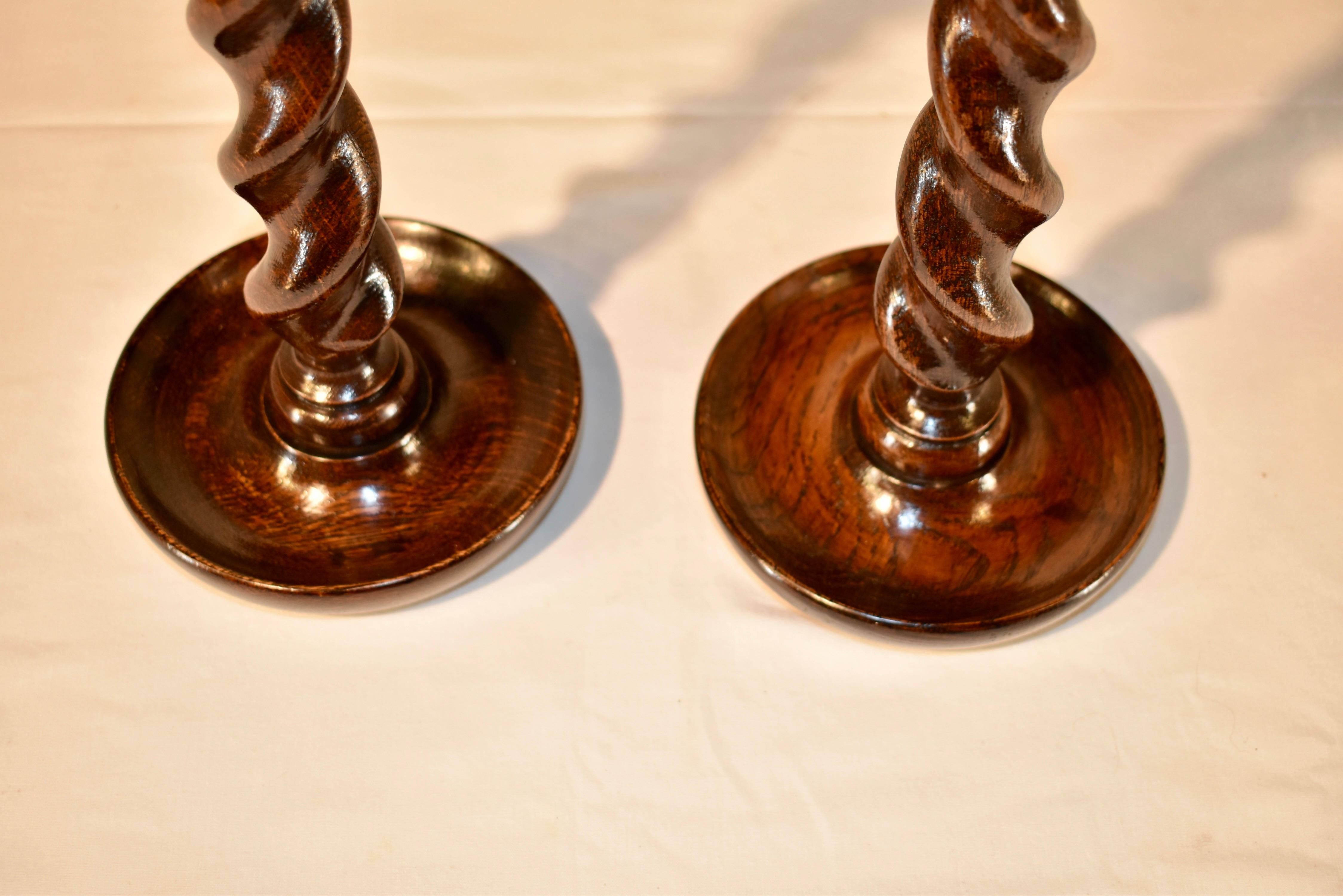 Pair of 19th Century English Candlesticks For Sale 1