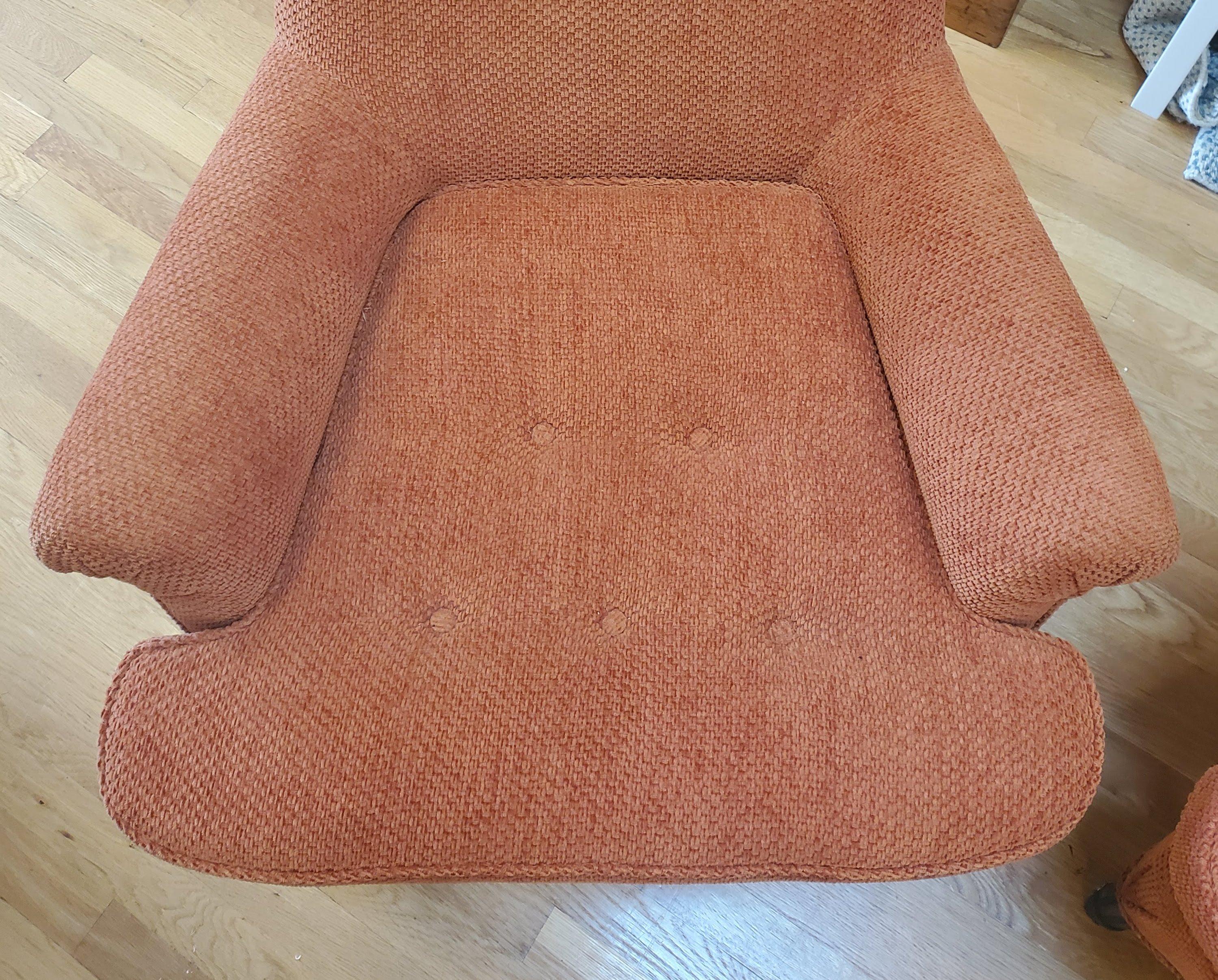 Pair of 19th Century English Club Chairs with Orange Chenille Upholstery For Sale 9