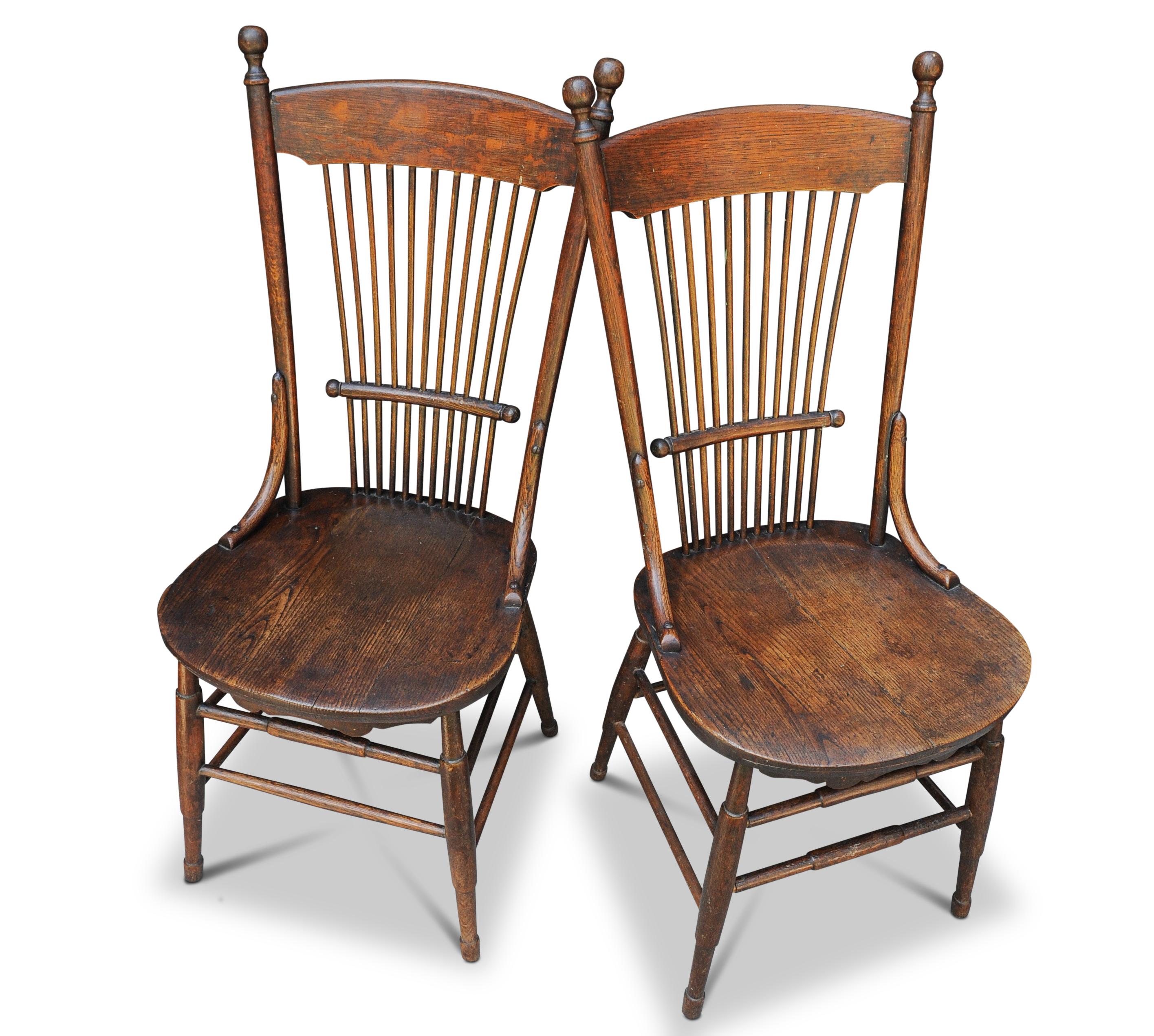 Pair of 19th Century English Elm & Beech Spindle Back Turned Hallway Chairs In Good Condition For Sale In Reading, Berkshire