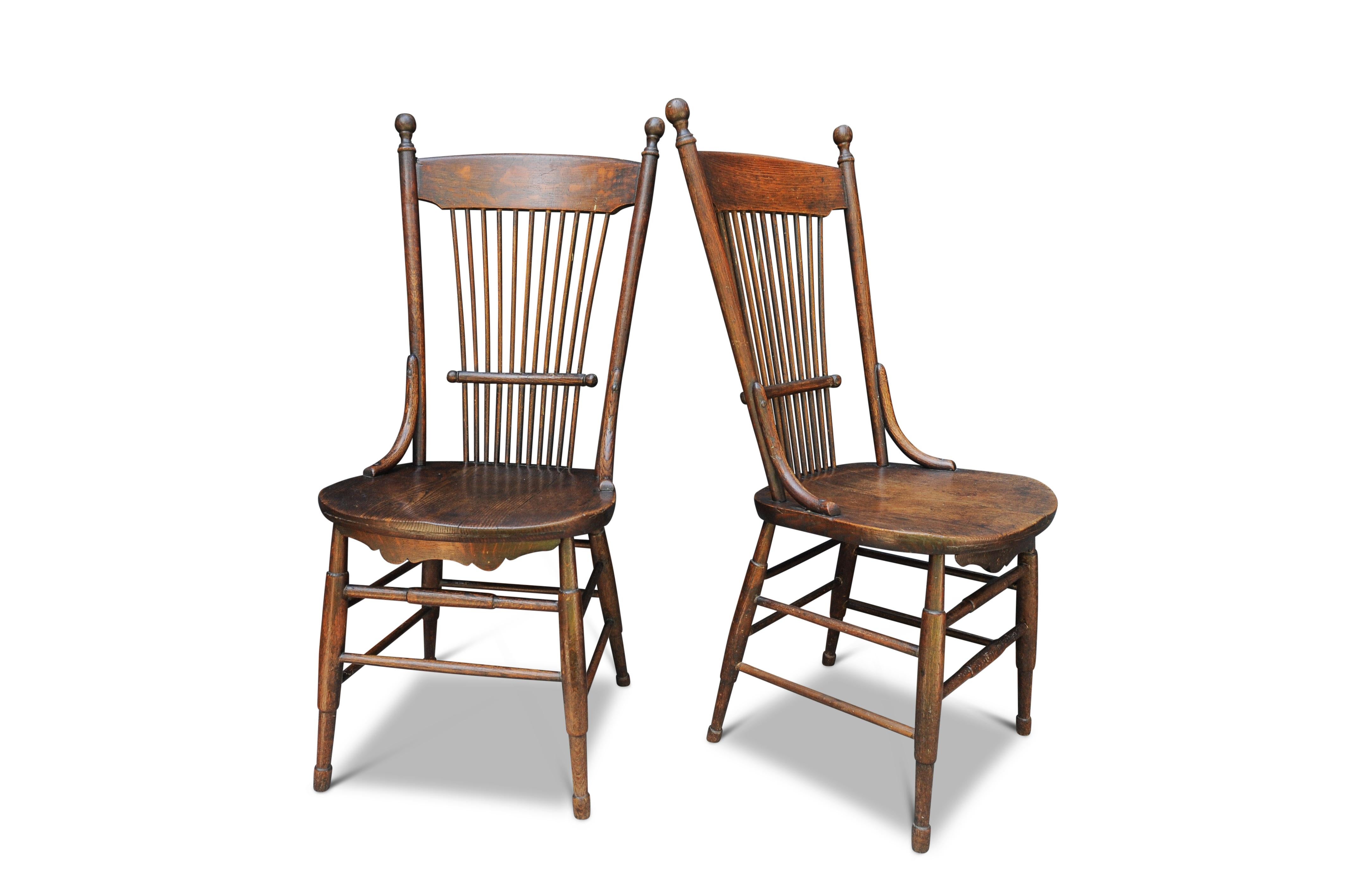 Pair of 19th Century English Elm & Beech Spindle Back Turned Hallway Chairs For Sale 2