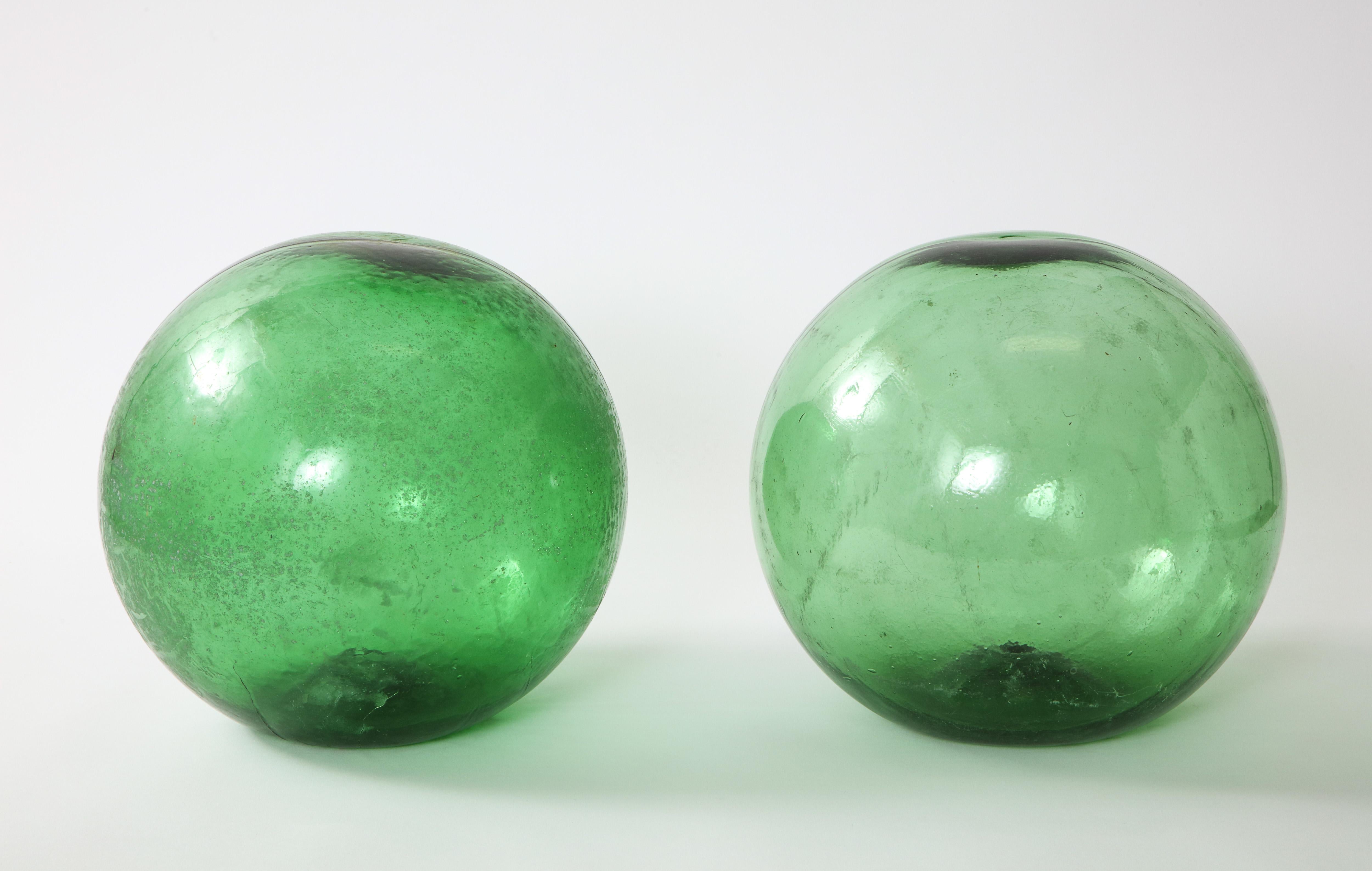 Pair of 19th Century English Green Hand Blown Glass Orbs 9