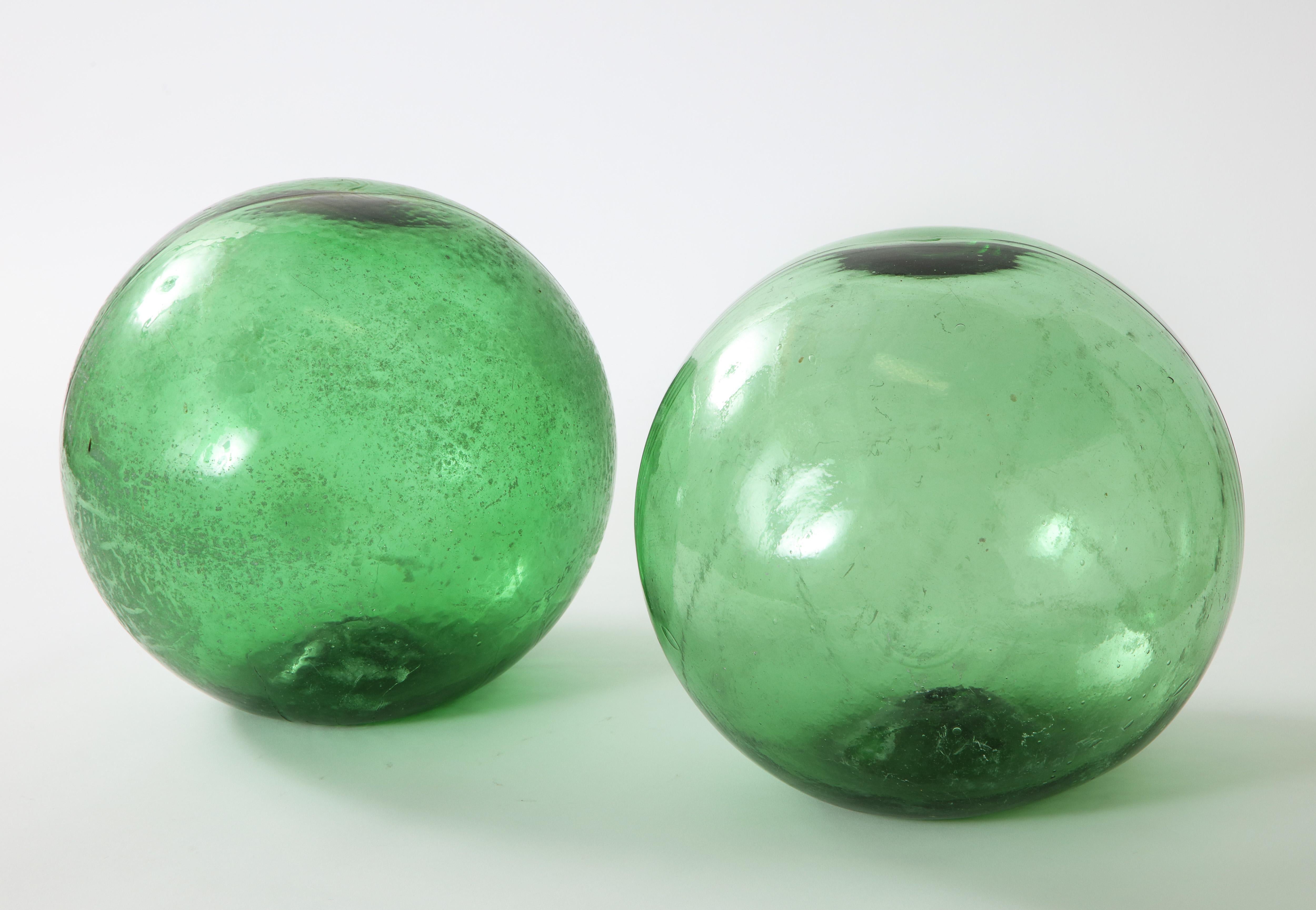 Pair of 19th Century English Green Hand Blown Glass Orbs 2
