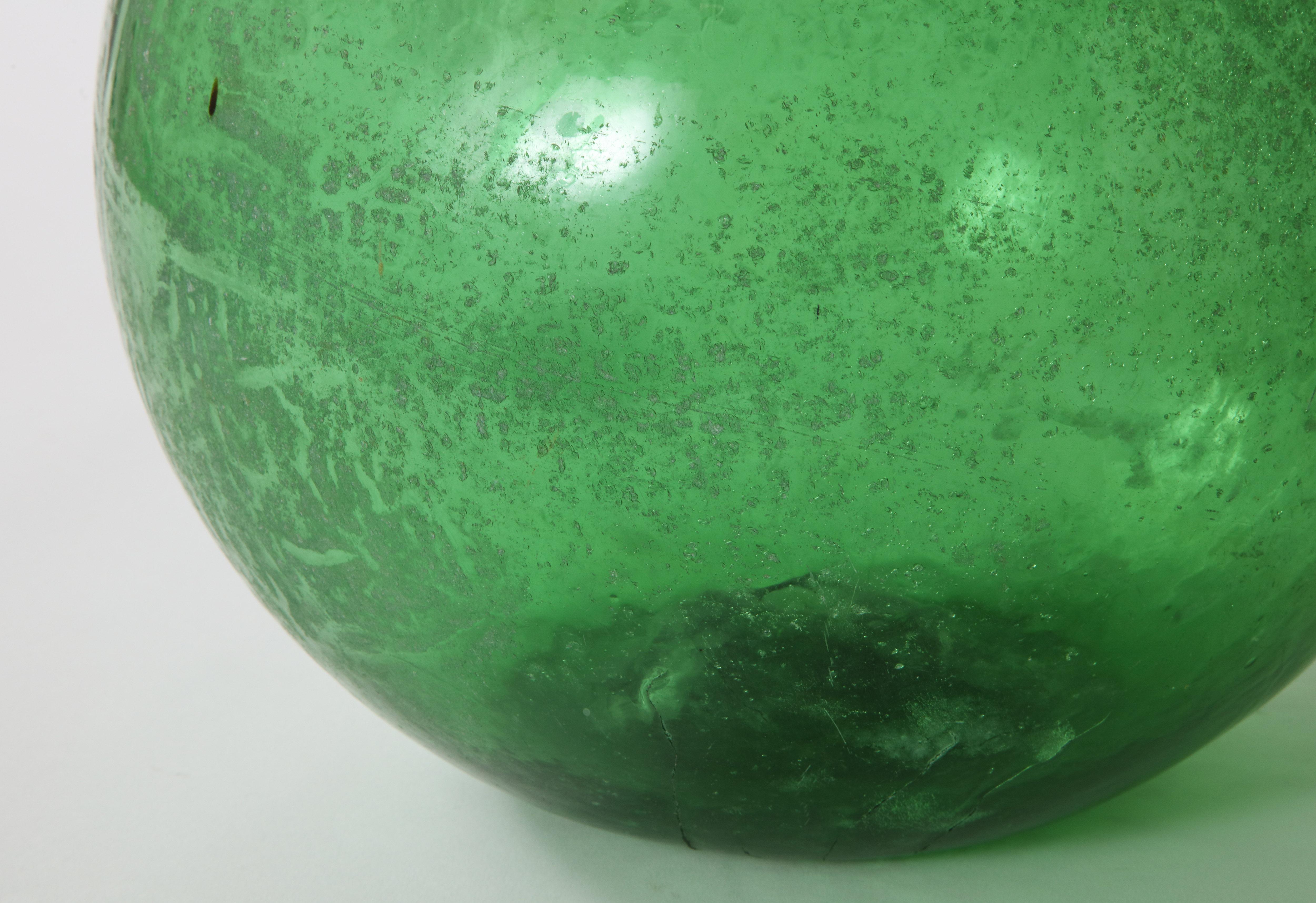 Pair of 19th Century English Green Hand Blown Glass Orbs 4