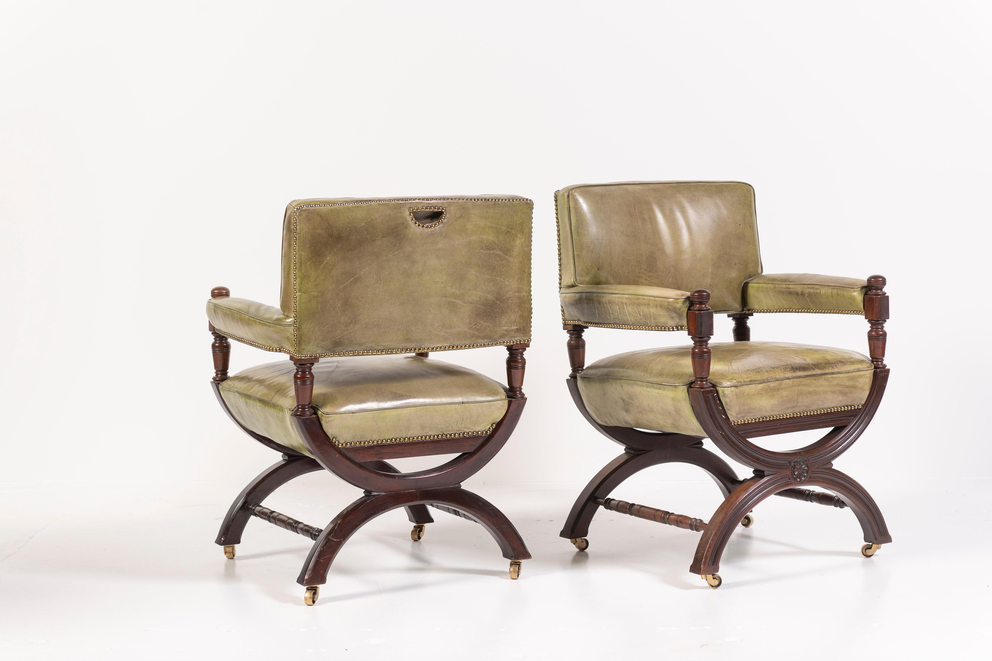 British Pair of 19th Century English Leather and Mahogany Armchairs For Sale