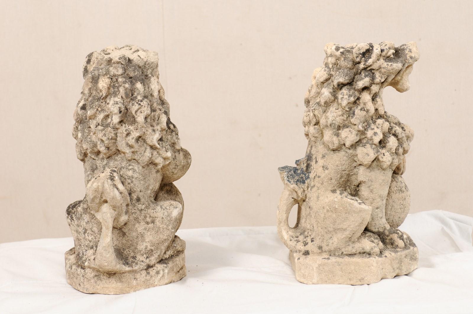 Pair of 19th Century English Lions of Carved Limestone In Good Condition In Atlanta, GA