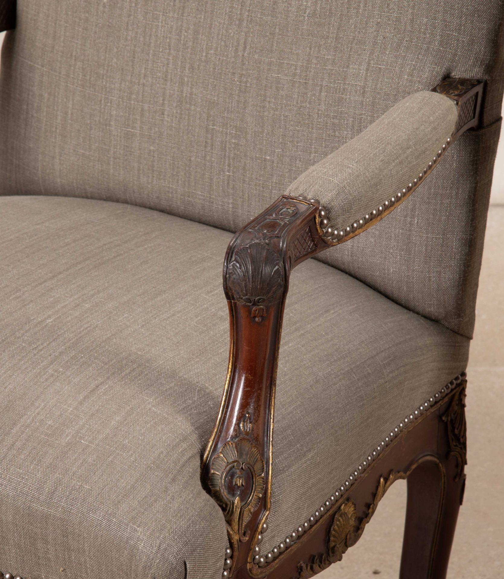 Ein Paar offene Sessel aus englischem Mahagoni des 19. im Angebot 1