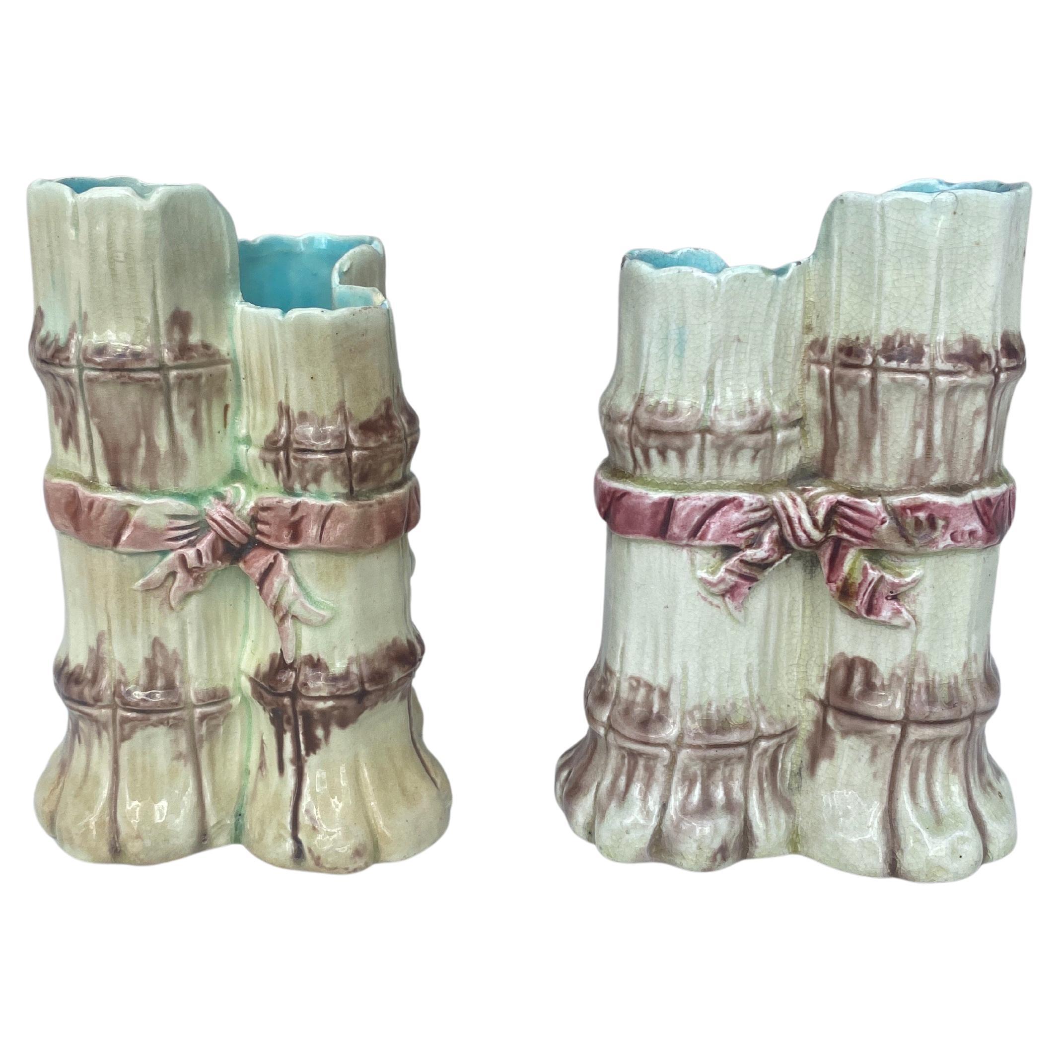 Paire de vases en bambou en majolique anglaise du XIXe siècle