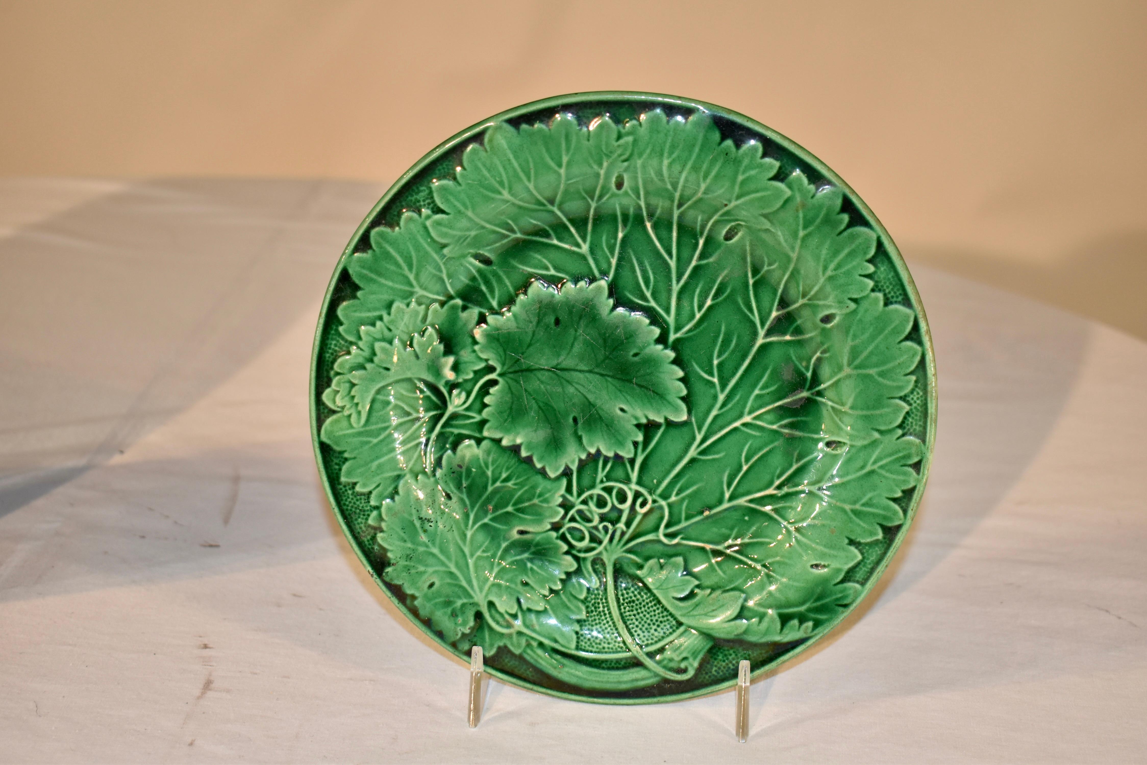 Pair of 19th Century English Majolica Plates For Sale 5