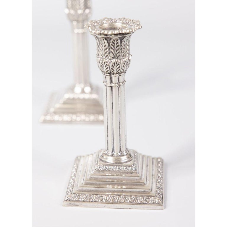 Pair of 19th Century English Neoclassical Silver Plate Candlesticks In Good Condition For Sale In Pearland, TX