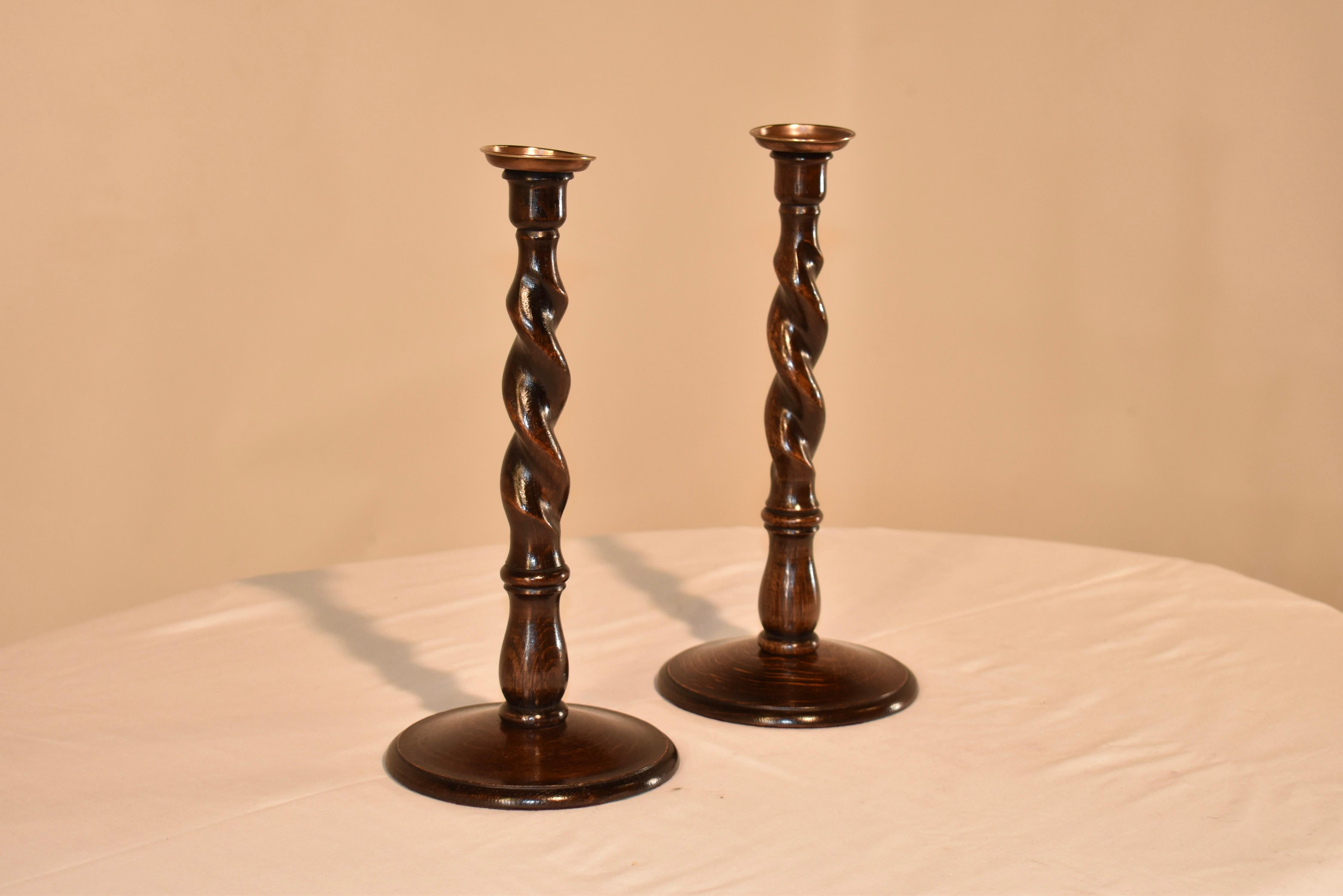 Victorian Pair of 19th Century English Oak Candlesticks For Sale