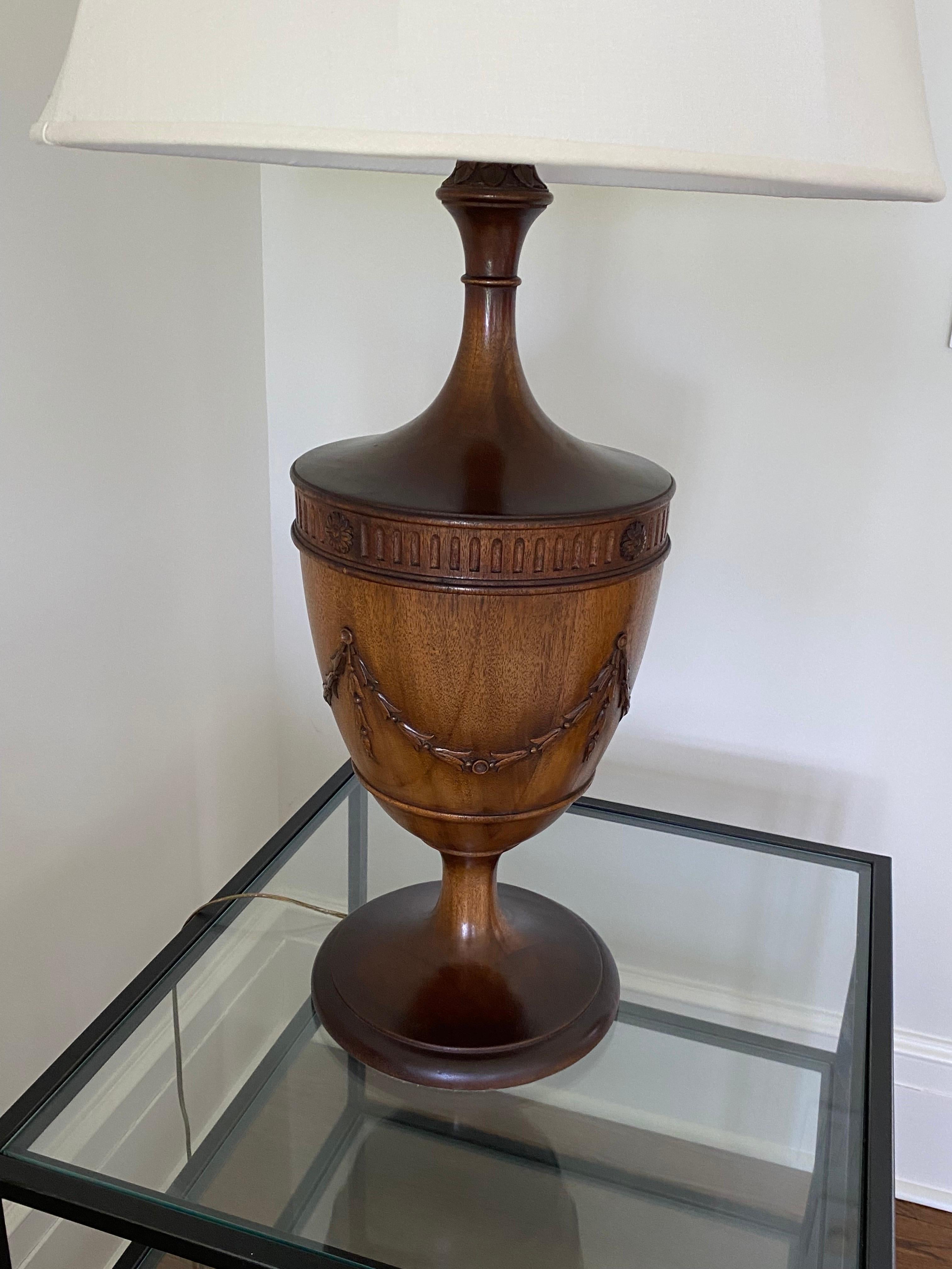 Pair of 19th Century English Oak Hand-Carved Urns Made Into Lamps For Sale 1