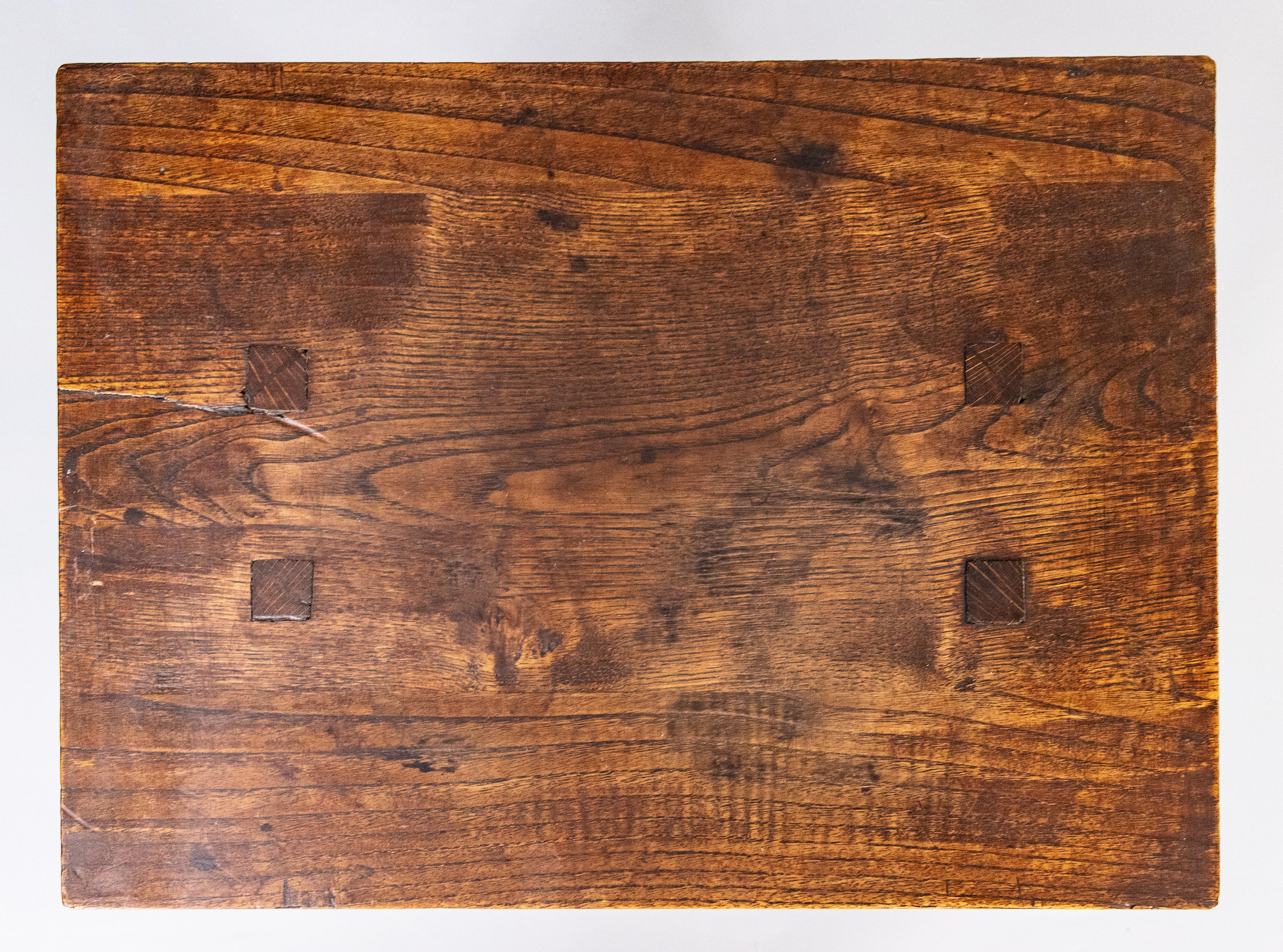 Pair of 19th Century English Oak Joint Stools Side Tables In Good Condition For Sale In Pearland, TX