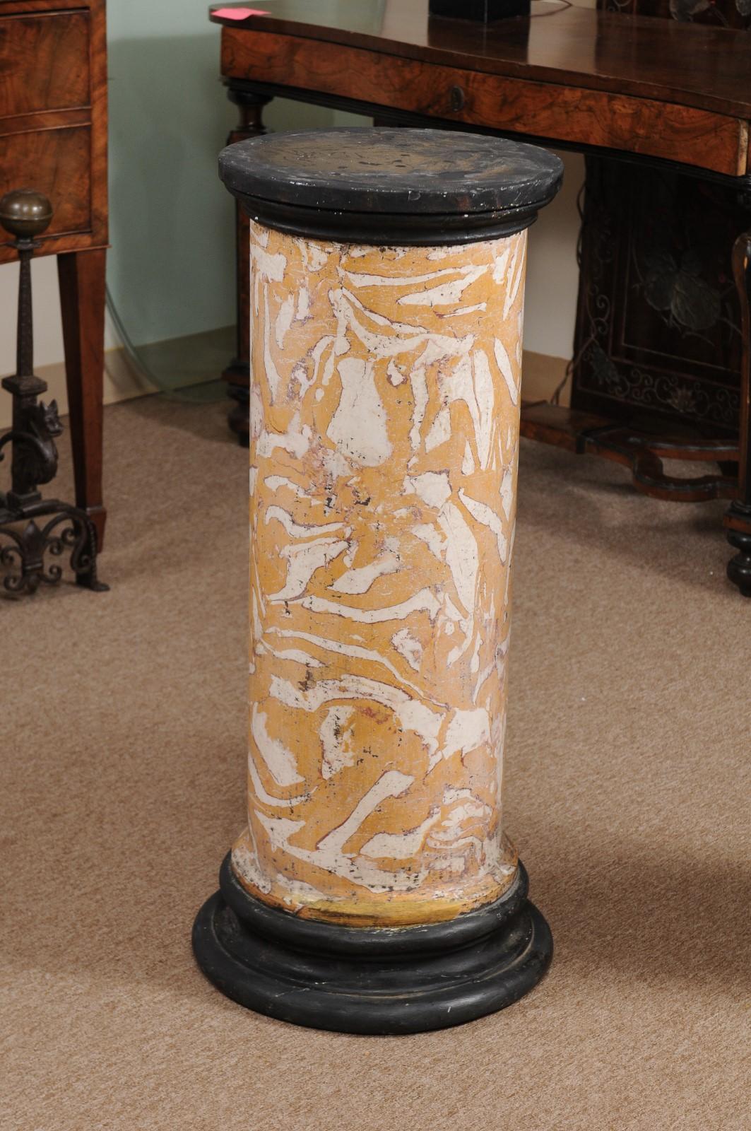 Paar englische Gipssäulen-Säulen/Sockel aus dem 19. Jahrhundert mit Marmorierung im Angebot 3