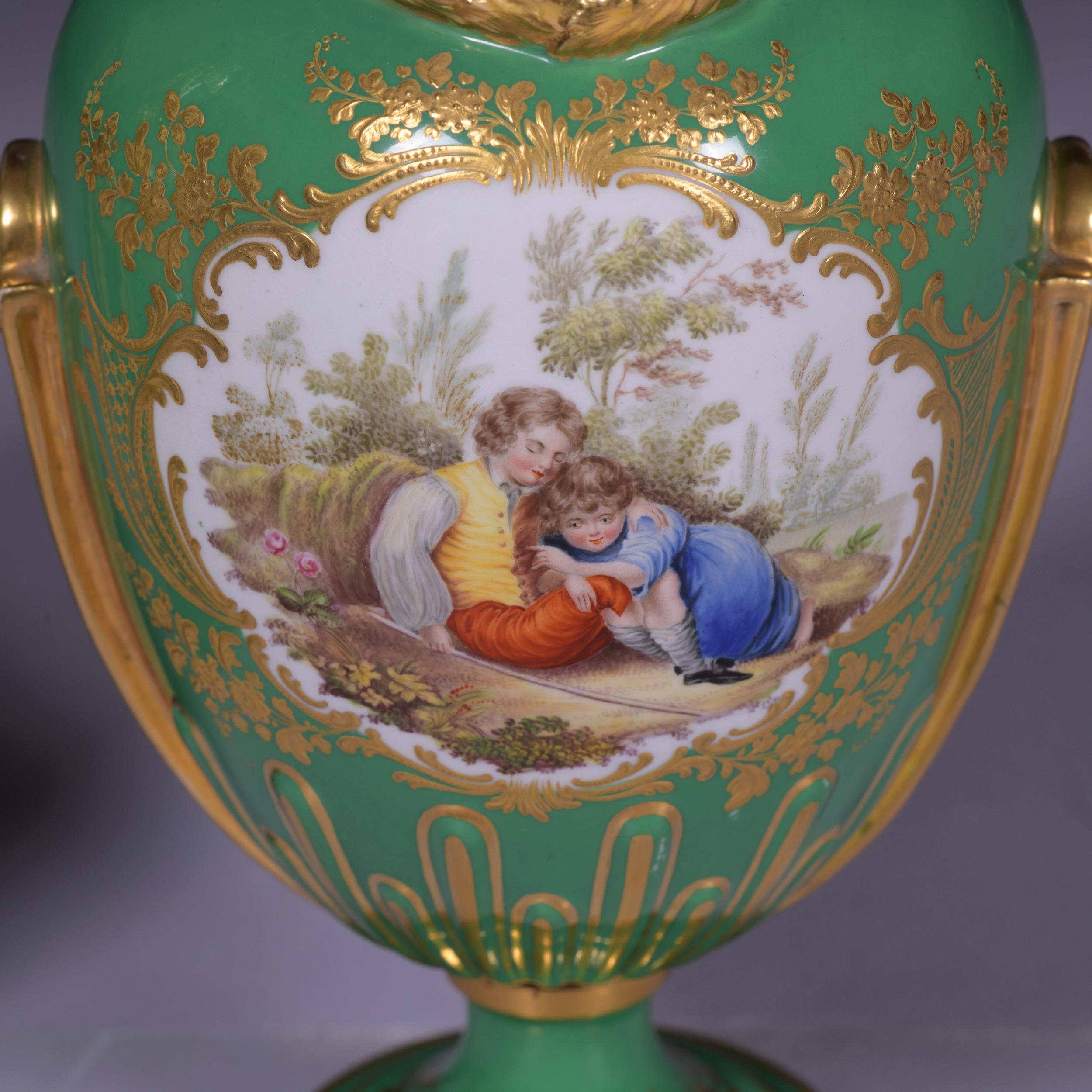 Hand-Painted Pair Of 19th Century English Porcelain Vases & Covers By Coalport For Sale