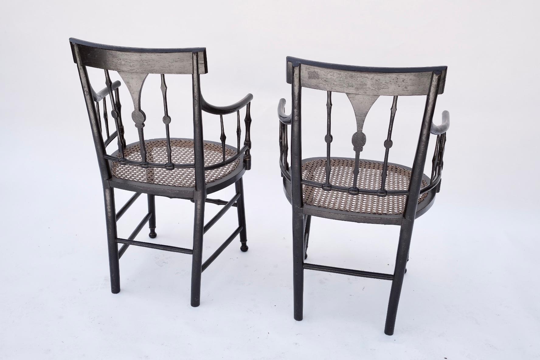 Wood Pair of 19th Century English Regency Armchairs For Sale