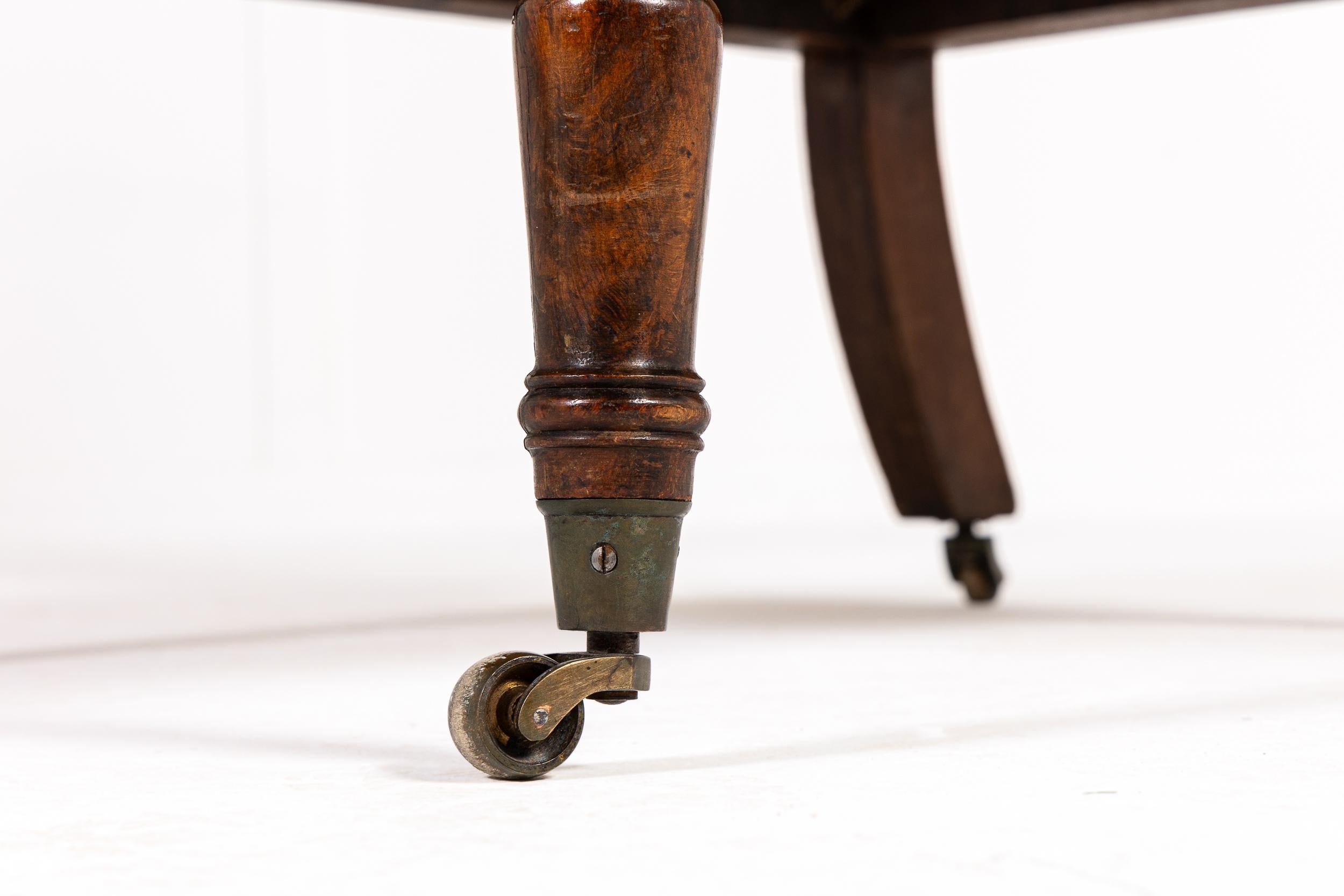 Paire de fauteuils Bobbin tournés de la période Régence anglaise du 19ème siècle en vente 4