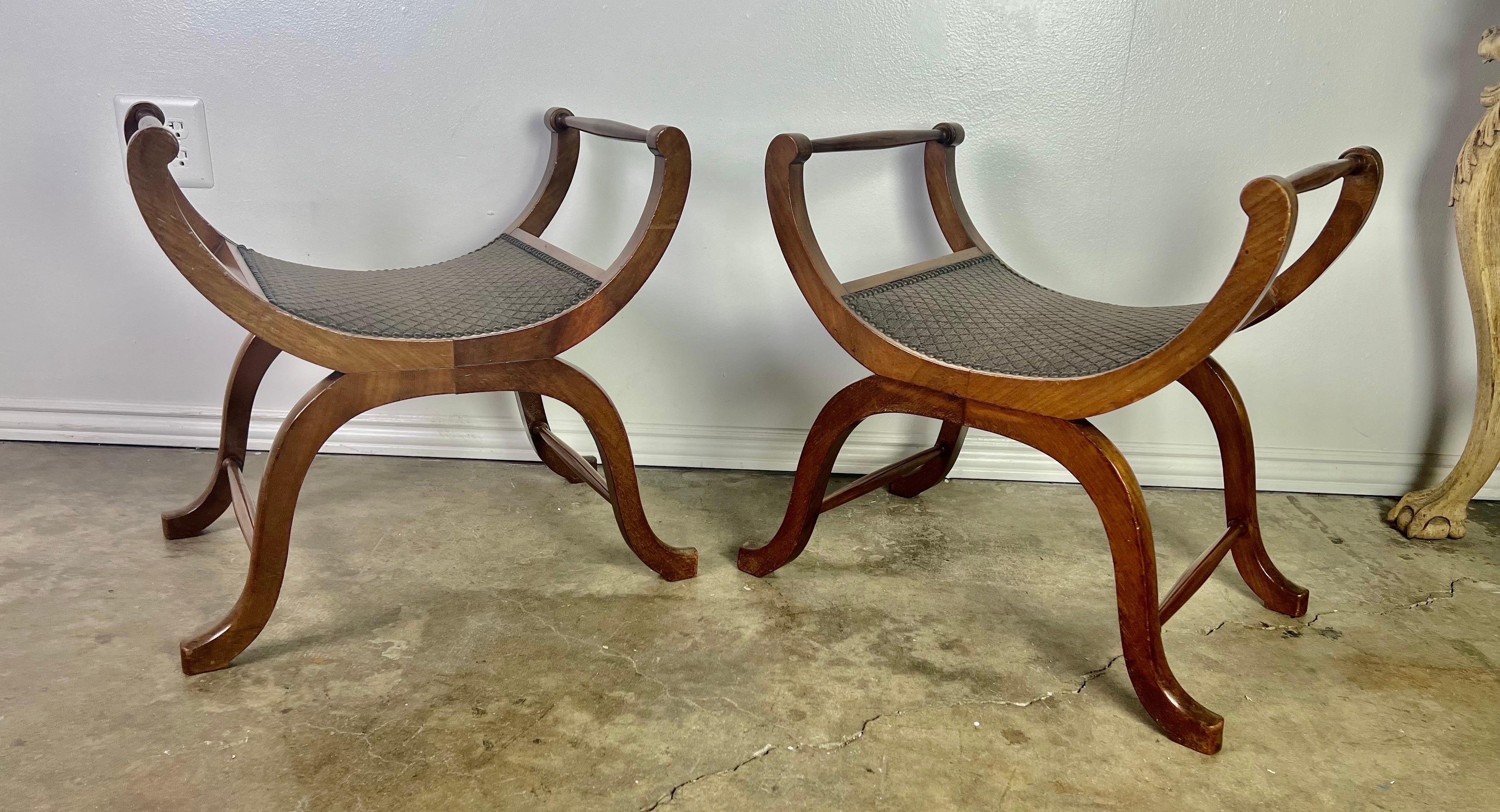 Walnut Pair of 19th Century English Regency Style Benches 