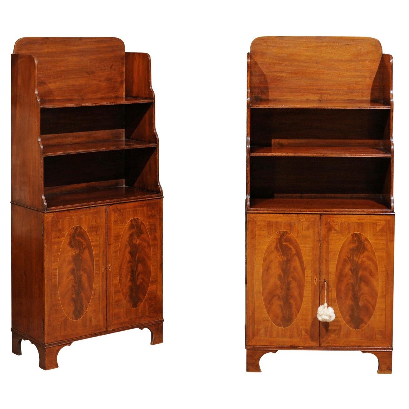 Pair of 19th Century English Regency Style Mahogany Bookcases For Sale