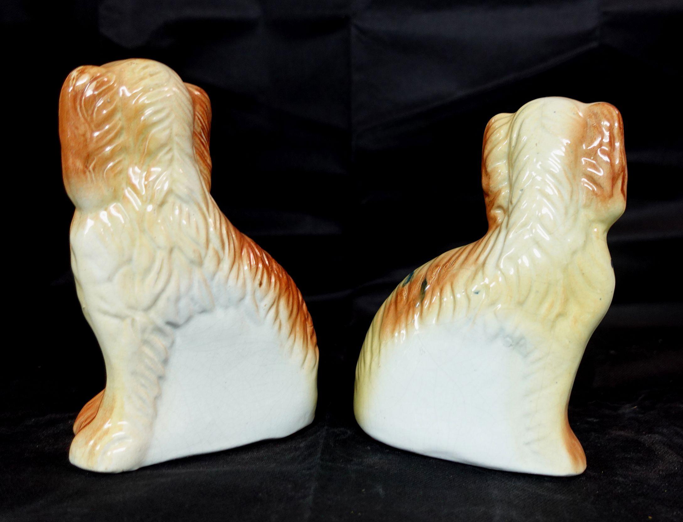 Pair of 19th Century English Staffordshire Dogs Figurines For Sale 4