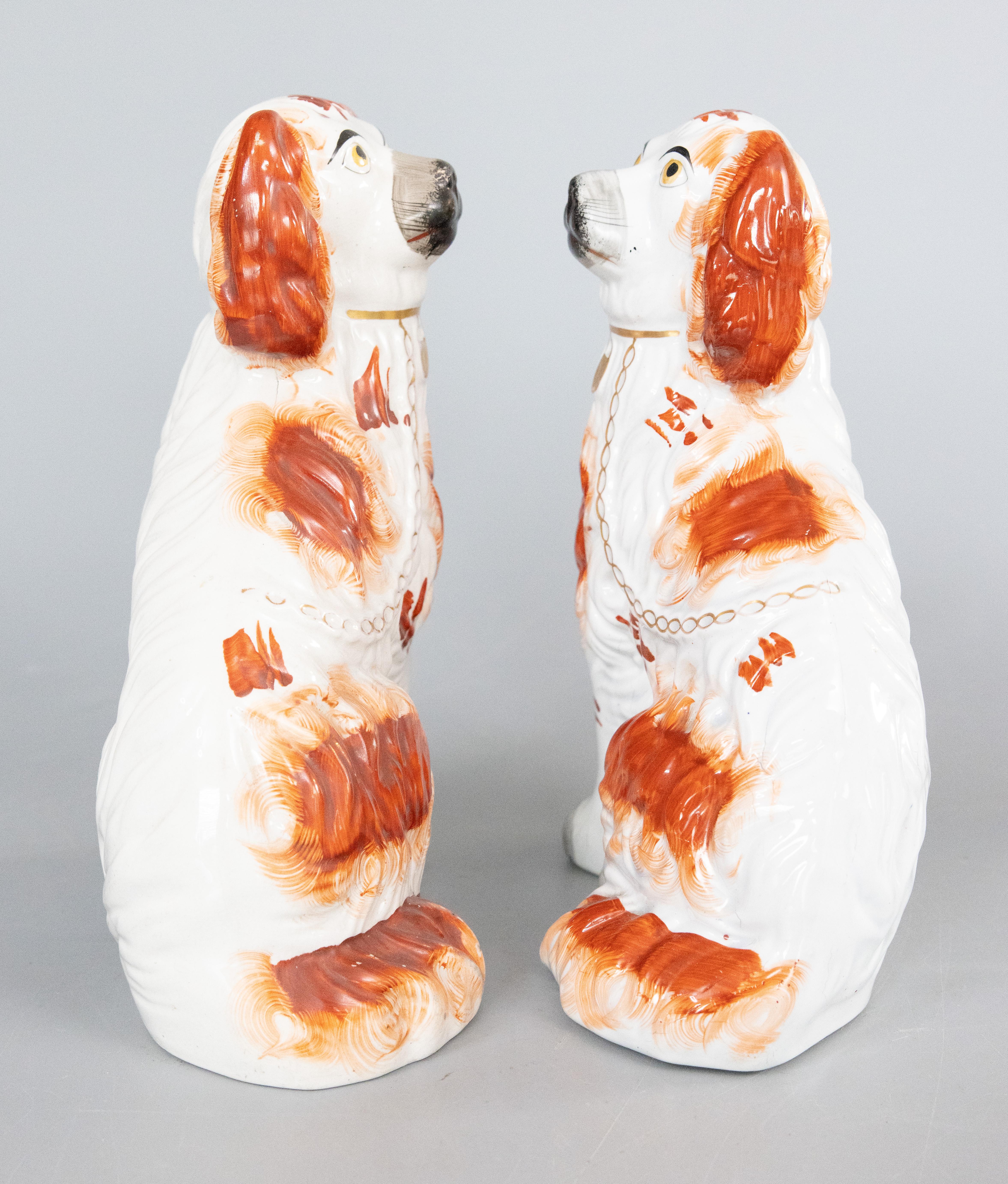 Glazed Pair of 19th Century English Staffordshire Russet Spaniel Dogs For Sale