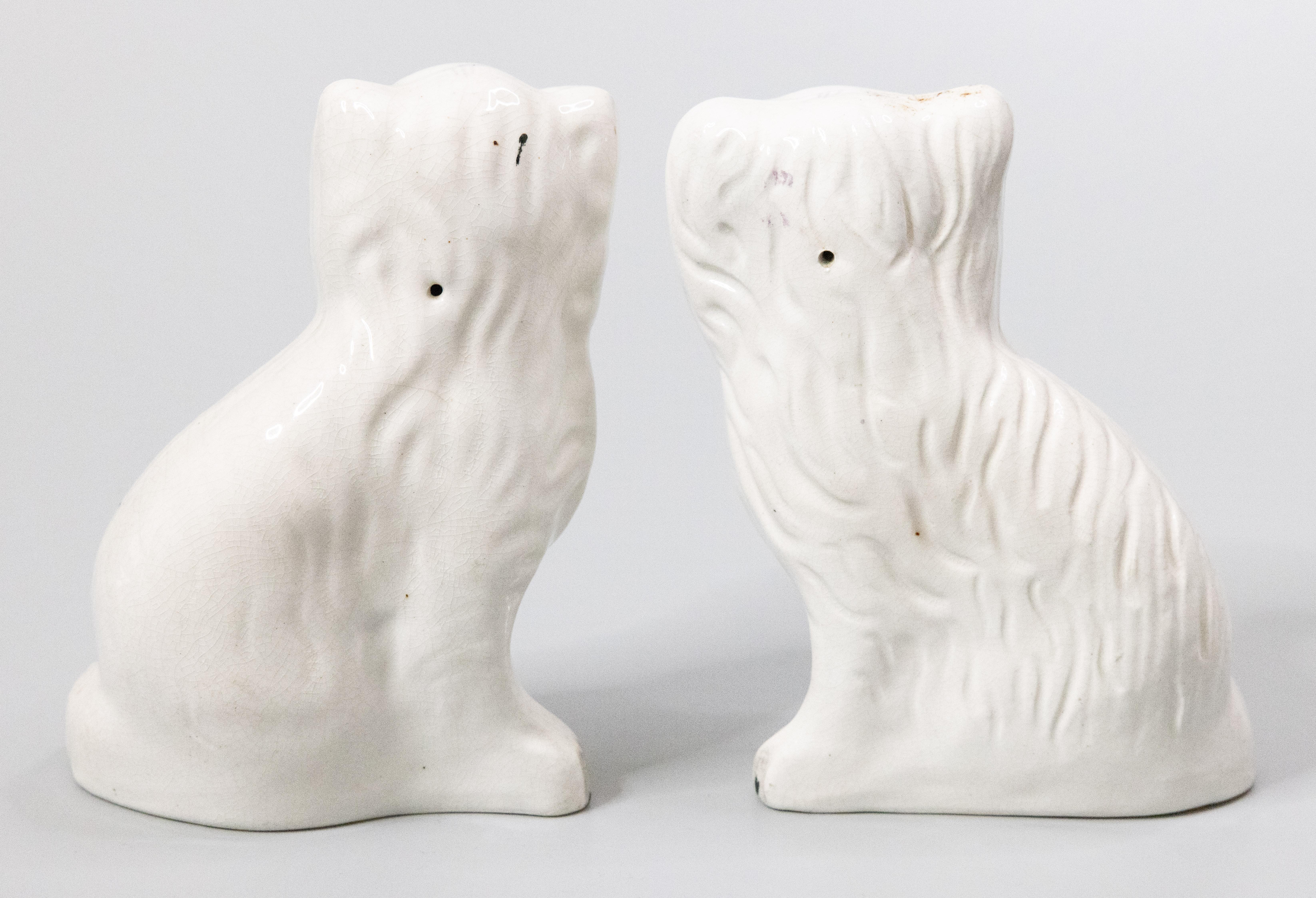 Ceramic Pair of 19th Century English Staffordshire Spaniel Dogs Figurines