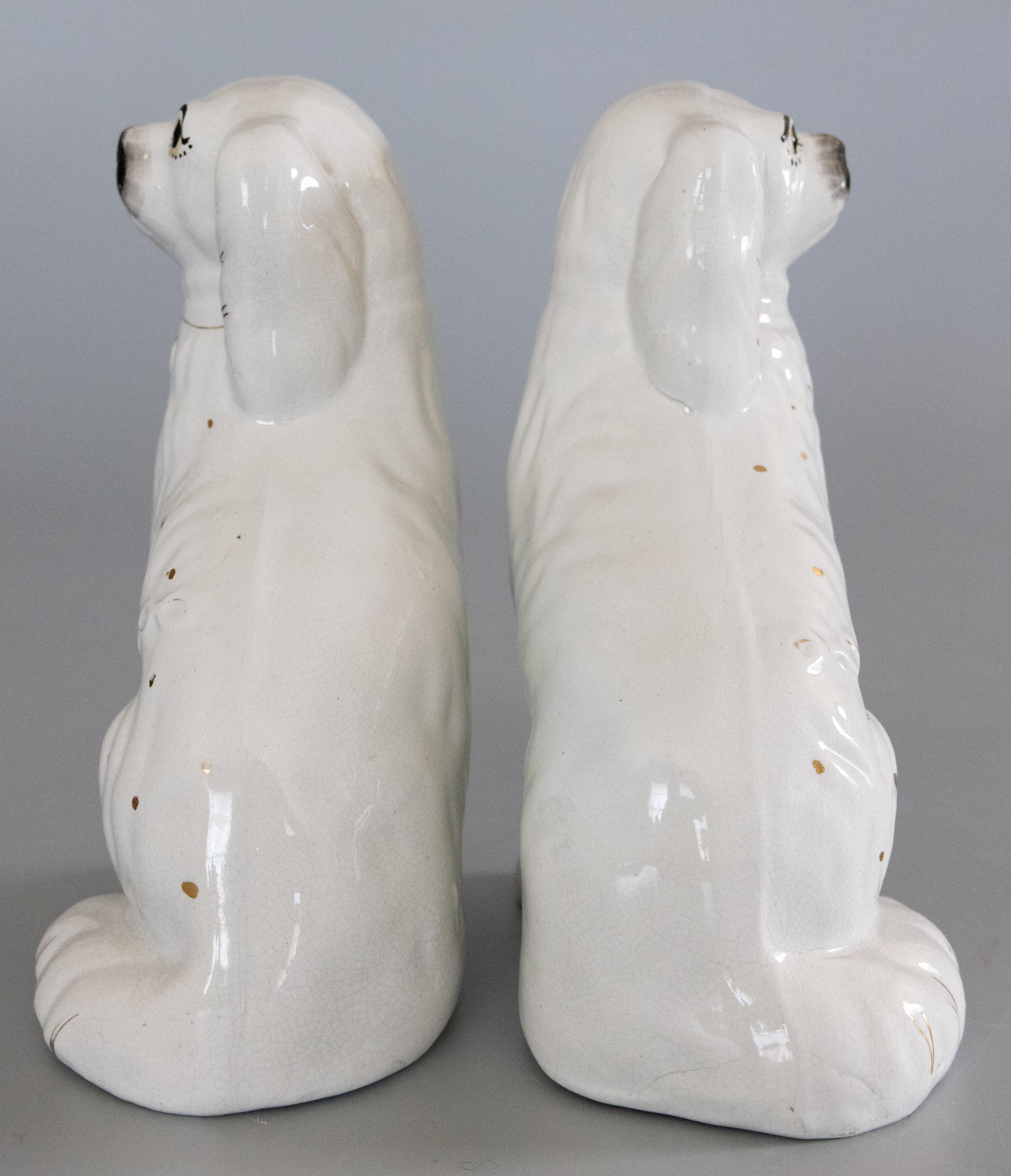 Ceramic Pair of 19th Century English Staffordshire Spaniel Dogs Figurines For Sale