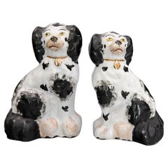 Pair of 19th Century English Staffordshire Spaniel Dogs Figurines