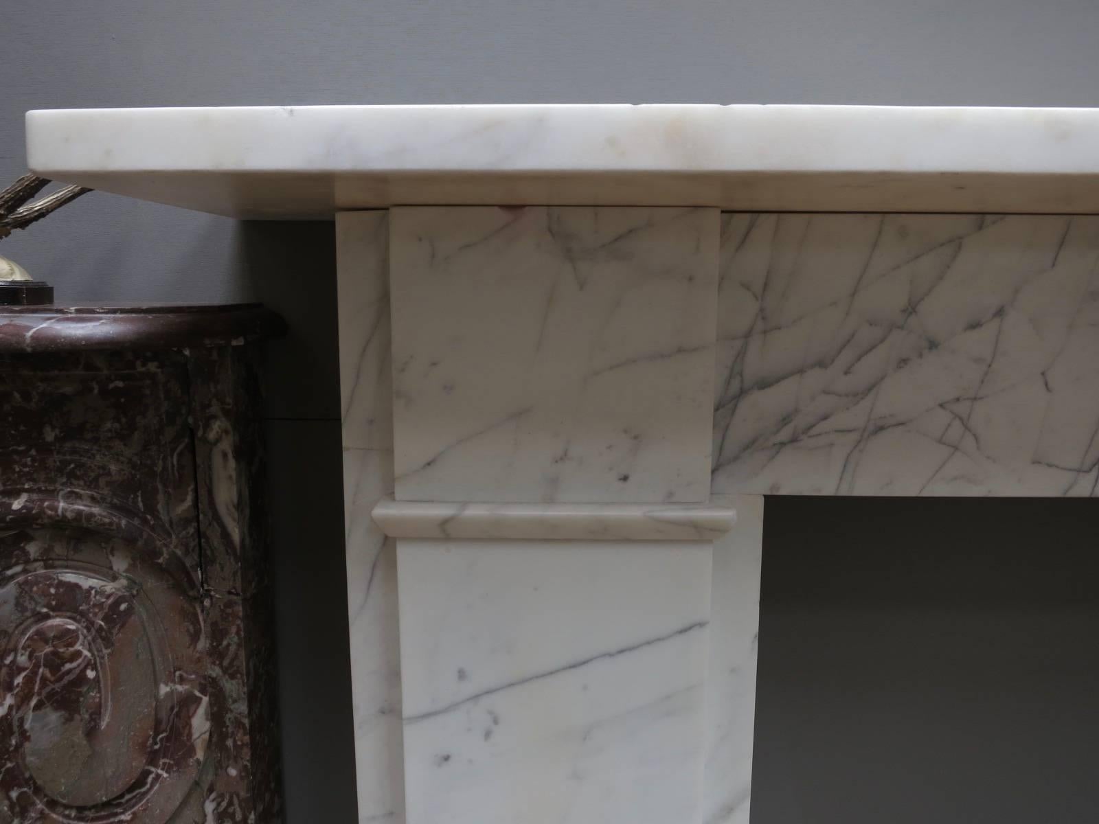 Victorian Pair of 19th Century English Veined White Marble Fireplace Mantels
