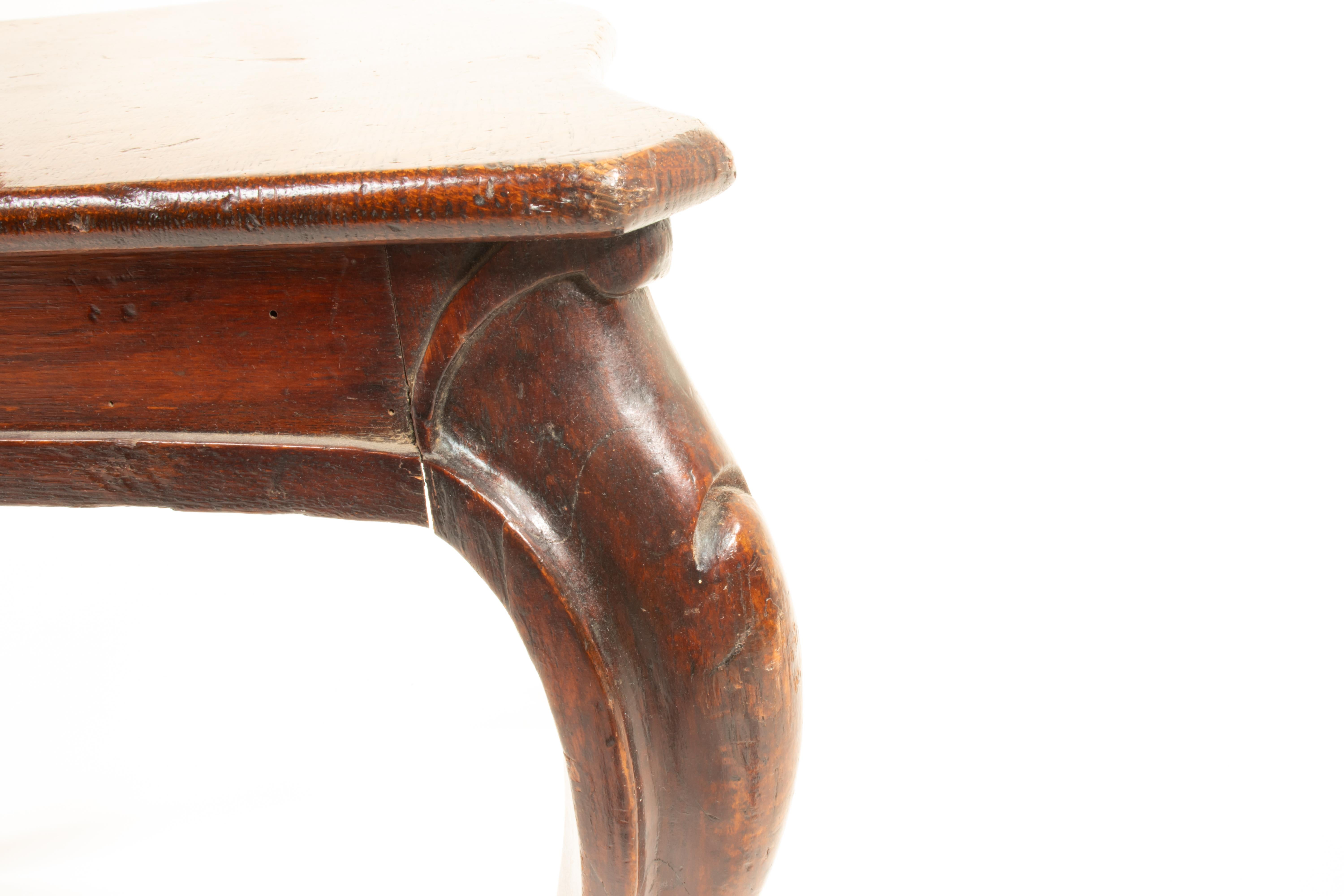 Paar englische viktorianische Mahagoni-Sessel der Gotik des 19. im Angebot 9