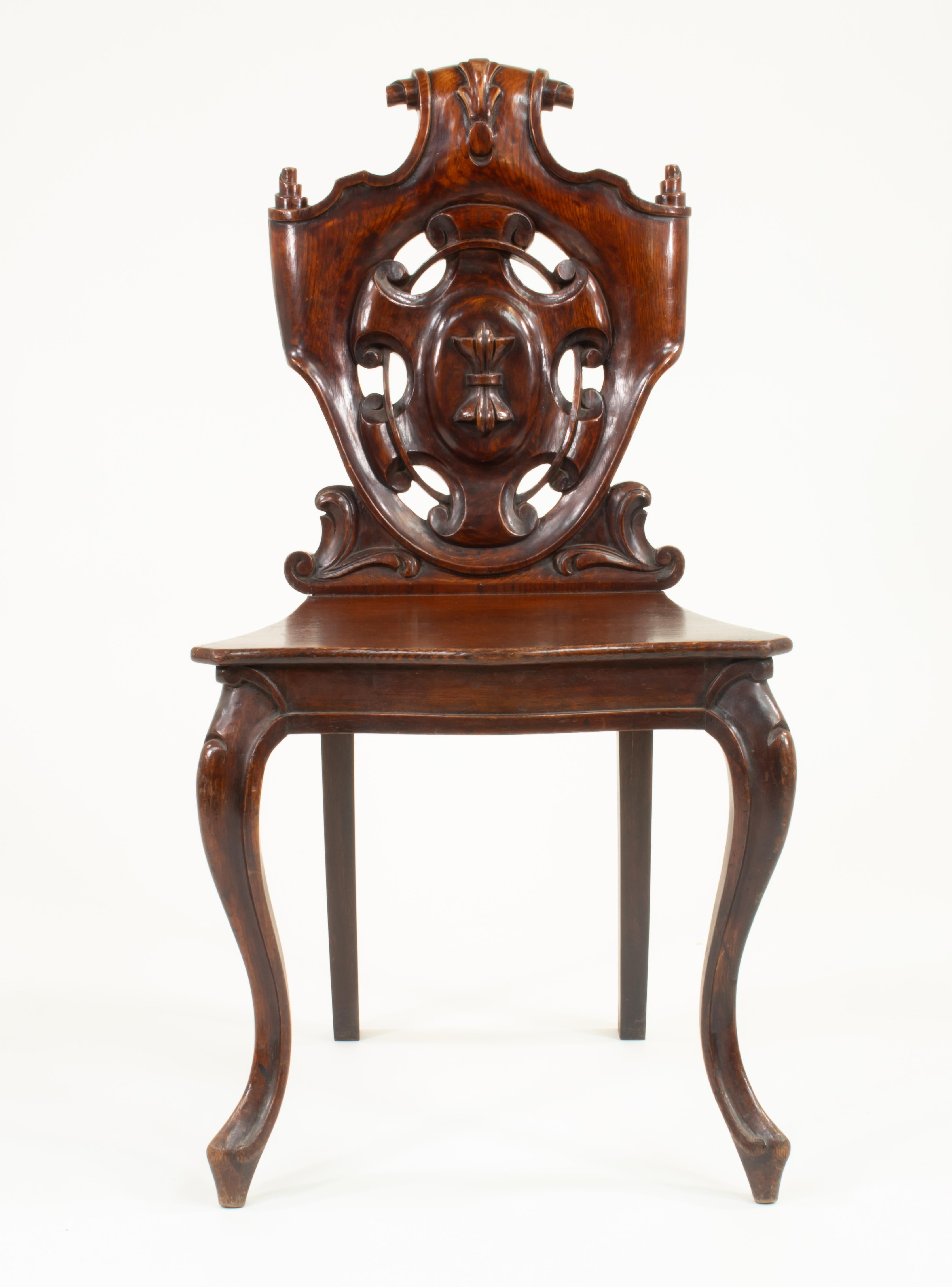 Paar englische viktorianische Mahagoni-Sessel der Gotik des 19. (19. Jahrhundert) im Angebot